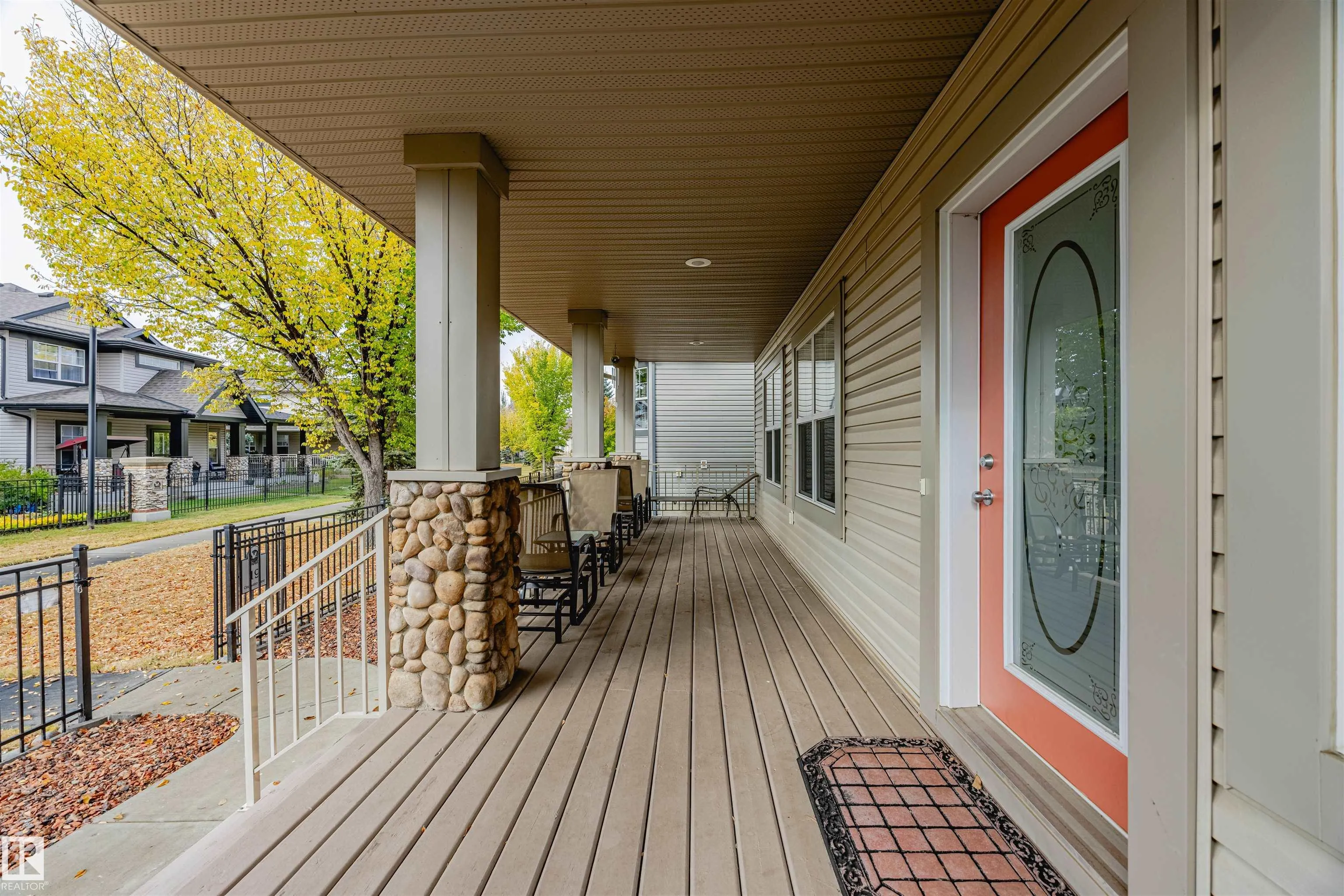 19 CLEARWATER Lane