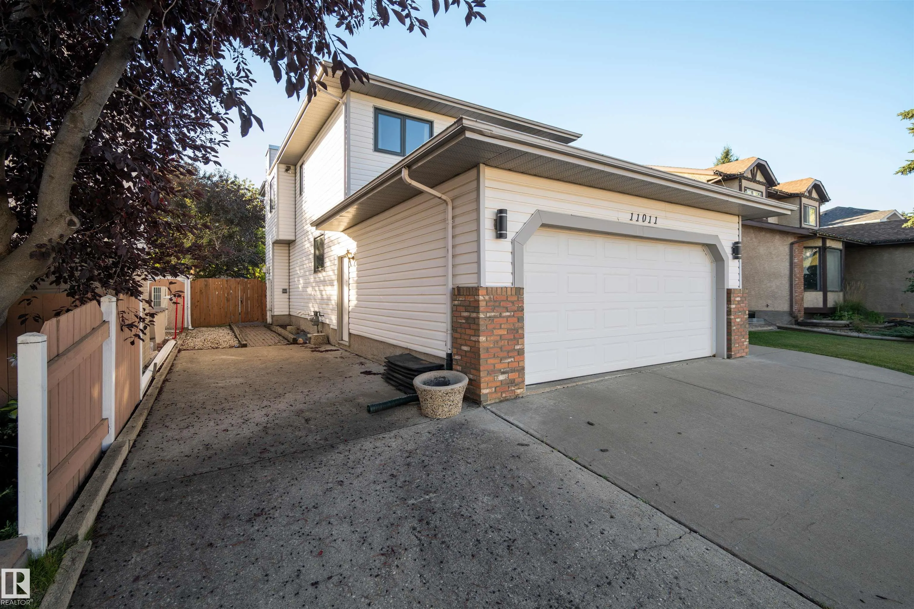 11011 11 Avenue