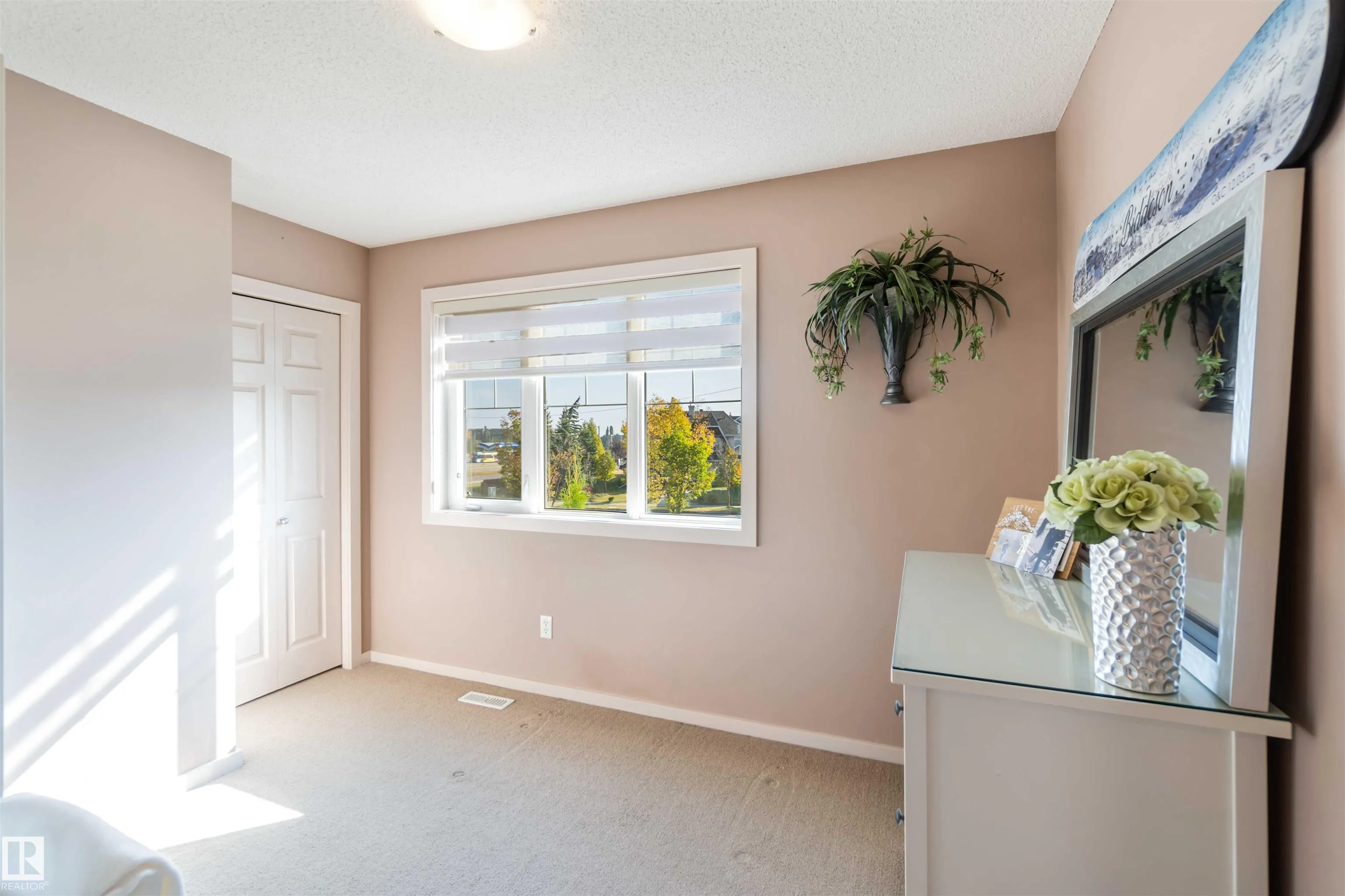 2056 TOWNE CENTRE Boulevard