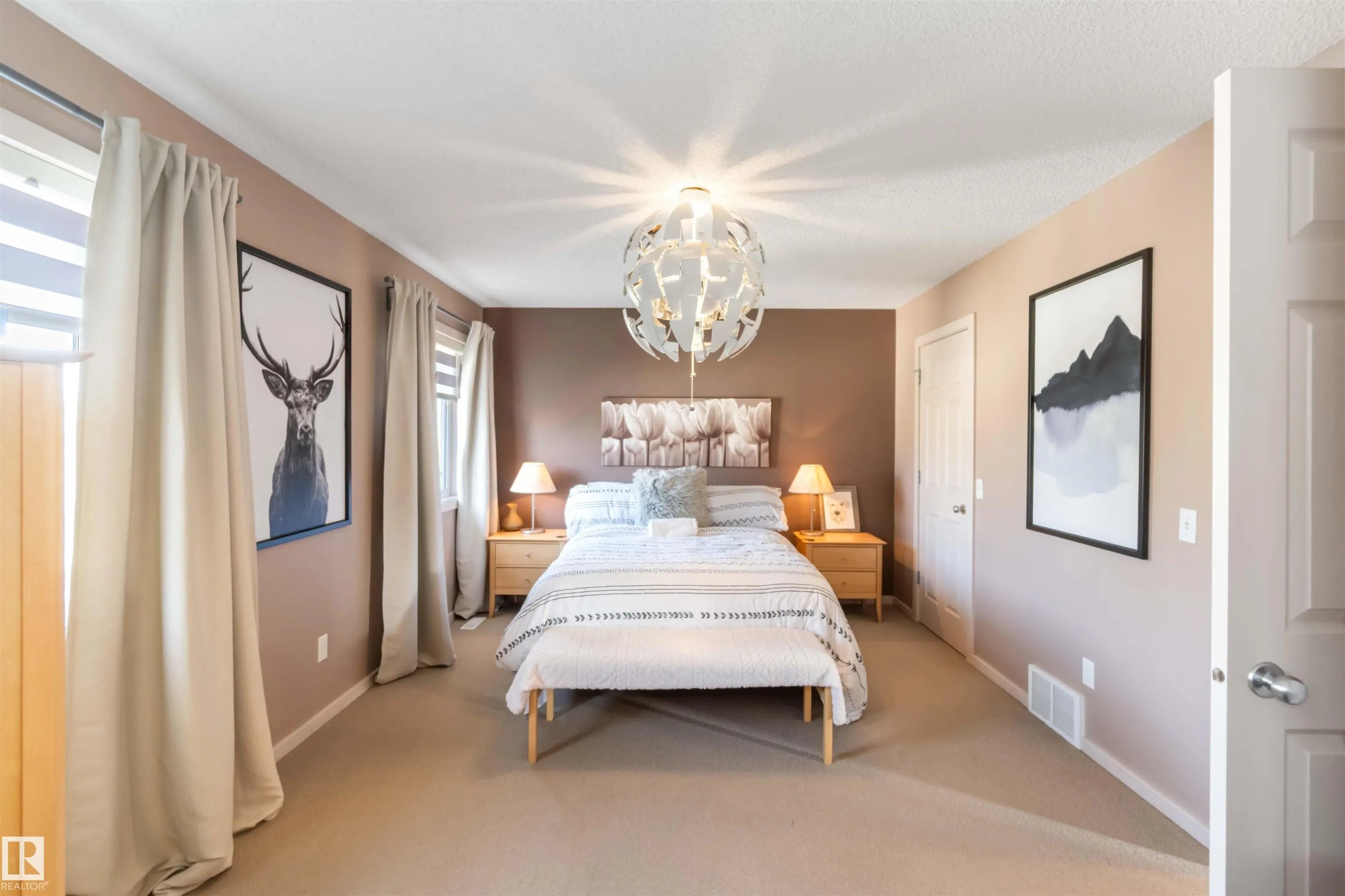 2056 TOWNE CENTRE Boulevard