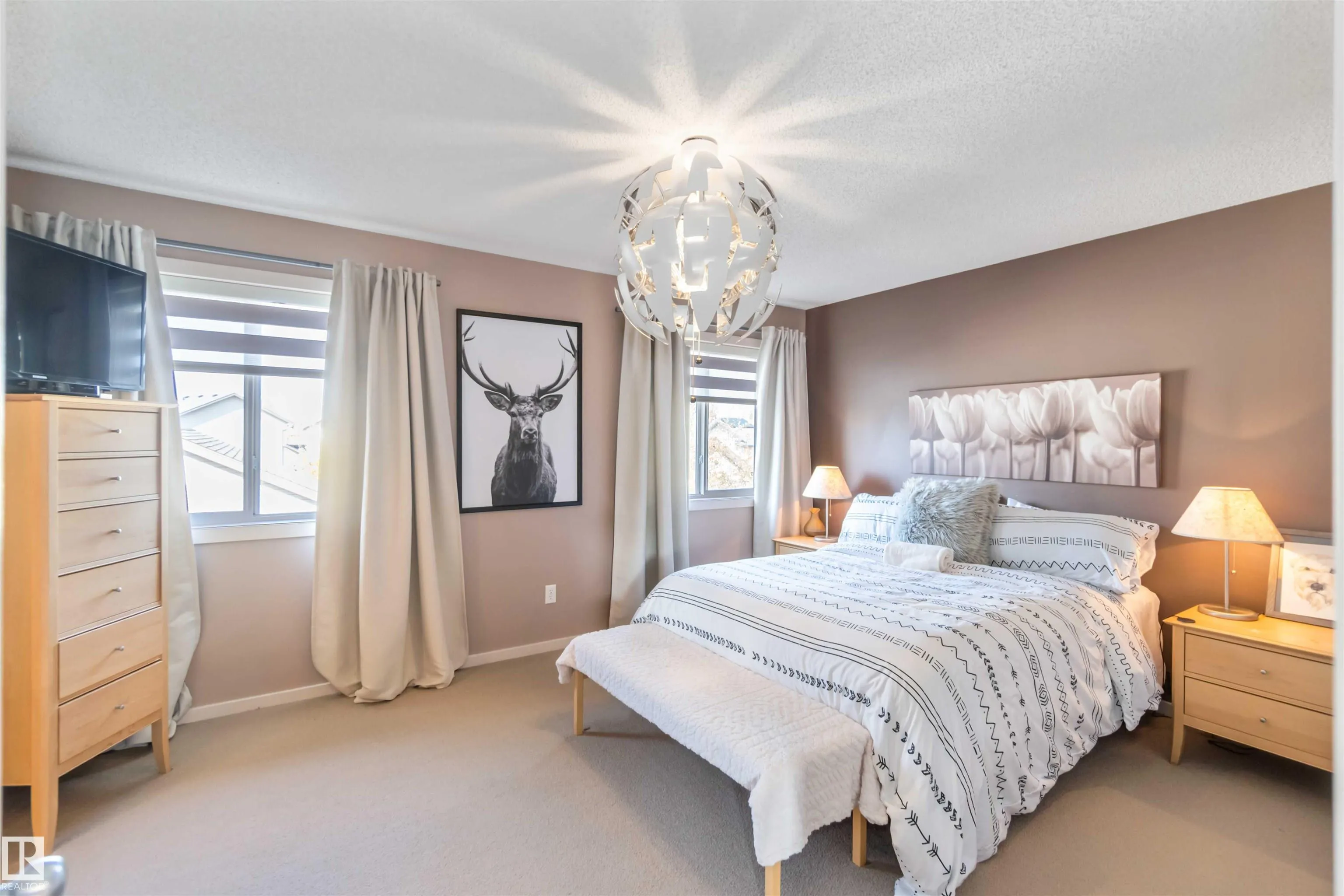 2056 TOWNE CENTRE Boulevard