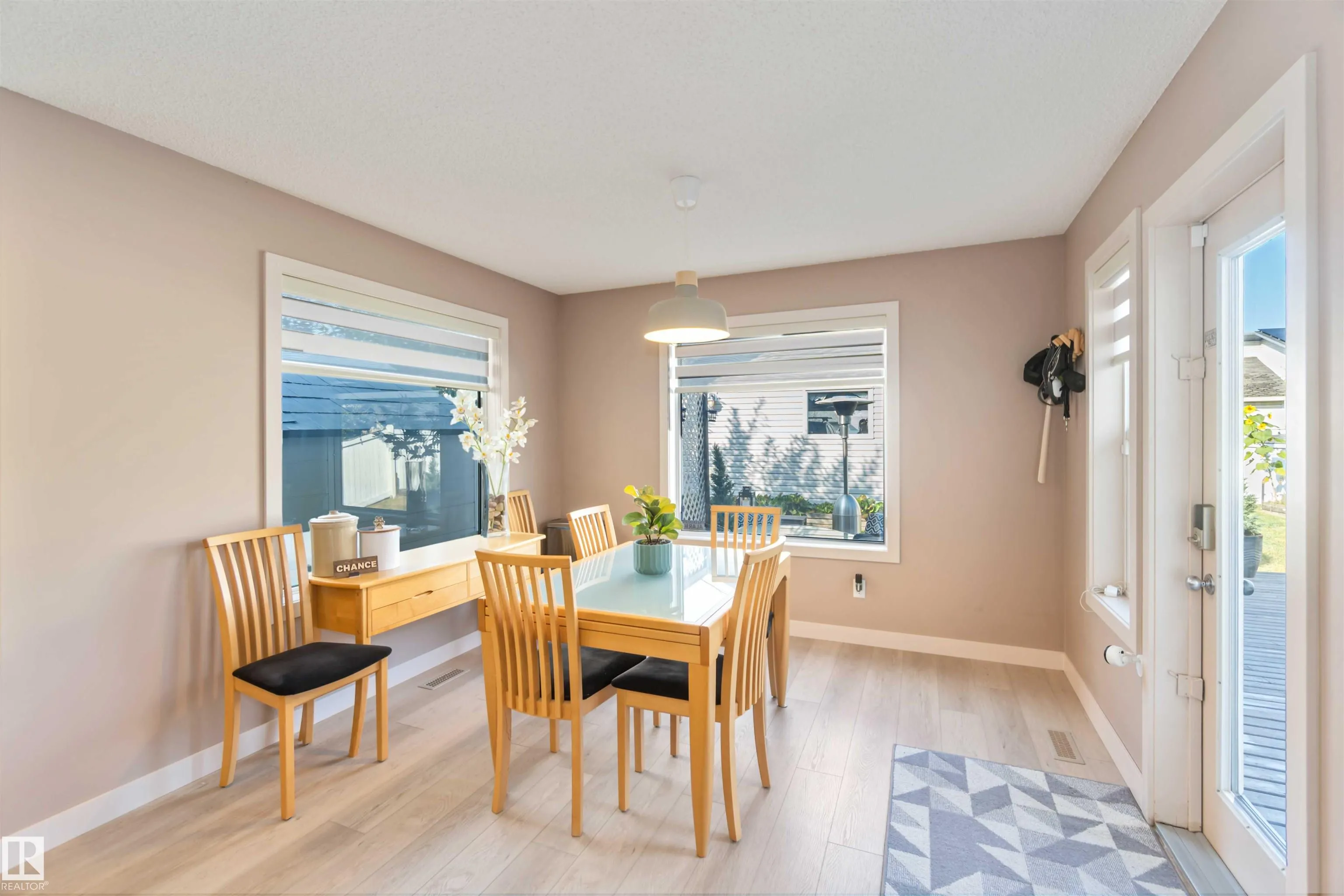 2056 TOWNE CENTRE Boulevard