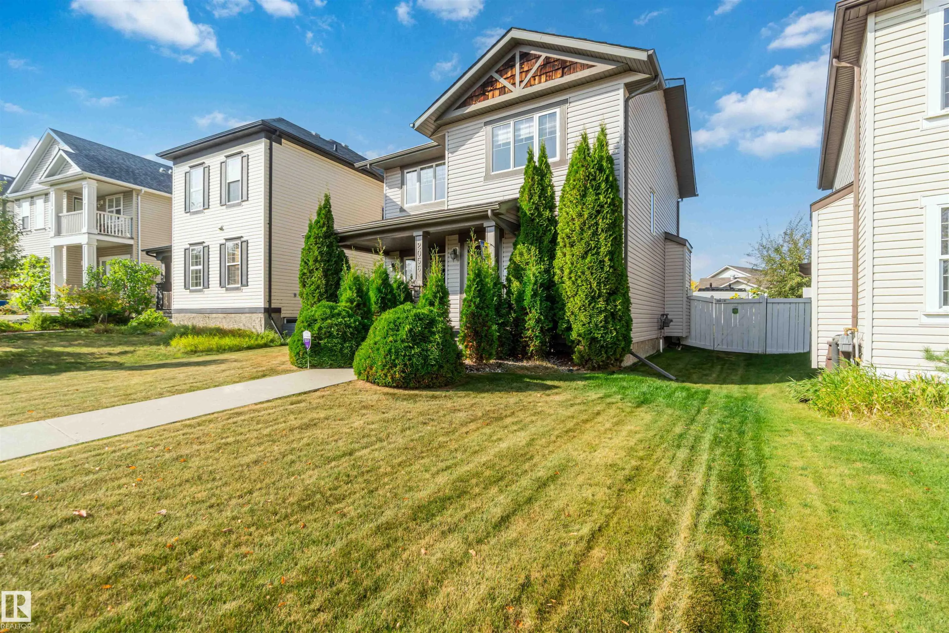 2056 TOWNE CENTRE Boulevard