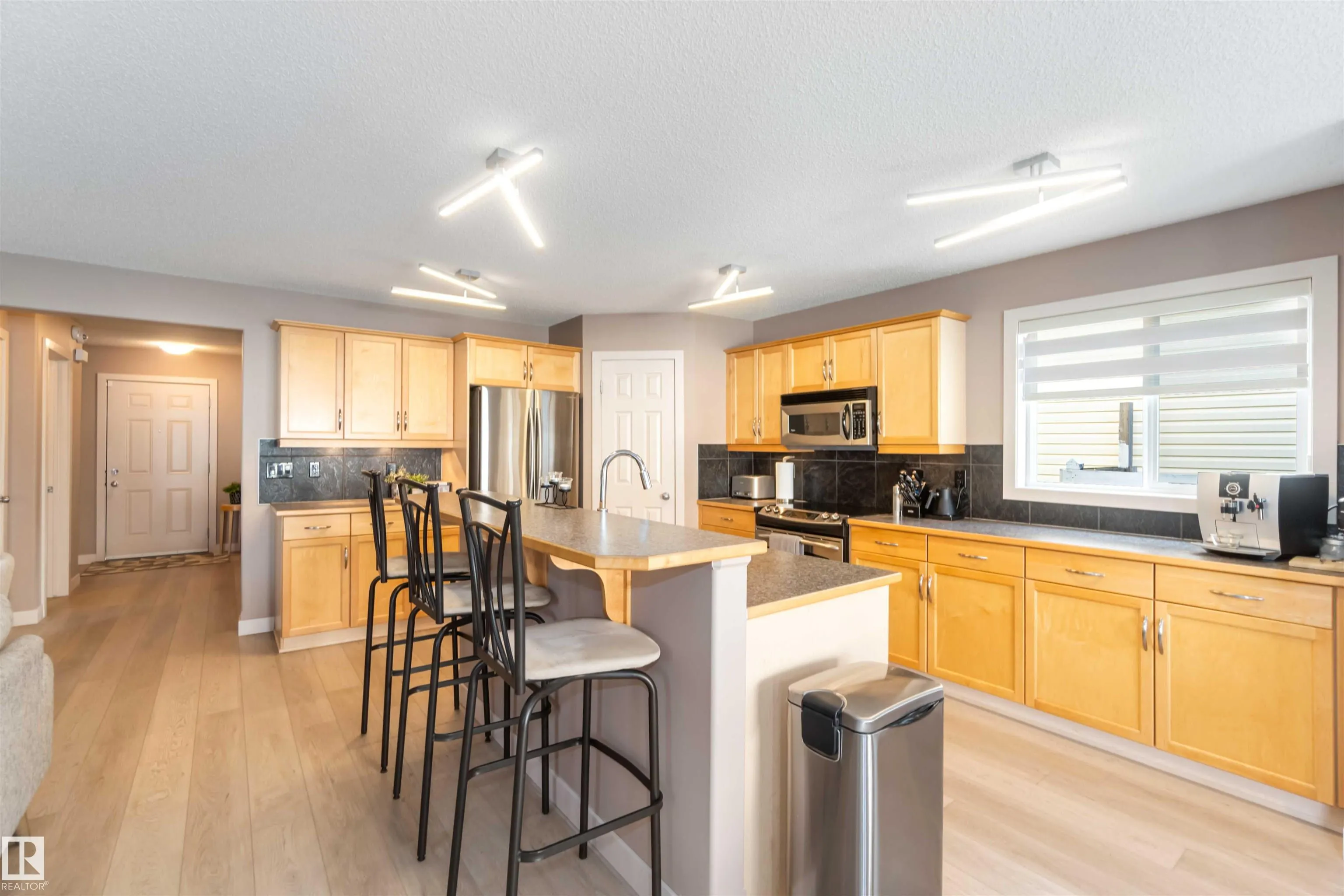 2056 TOWNE CENTRE Boulevard