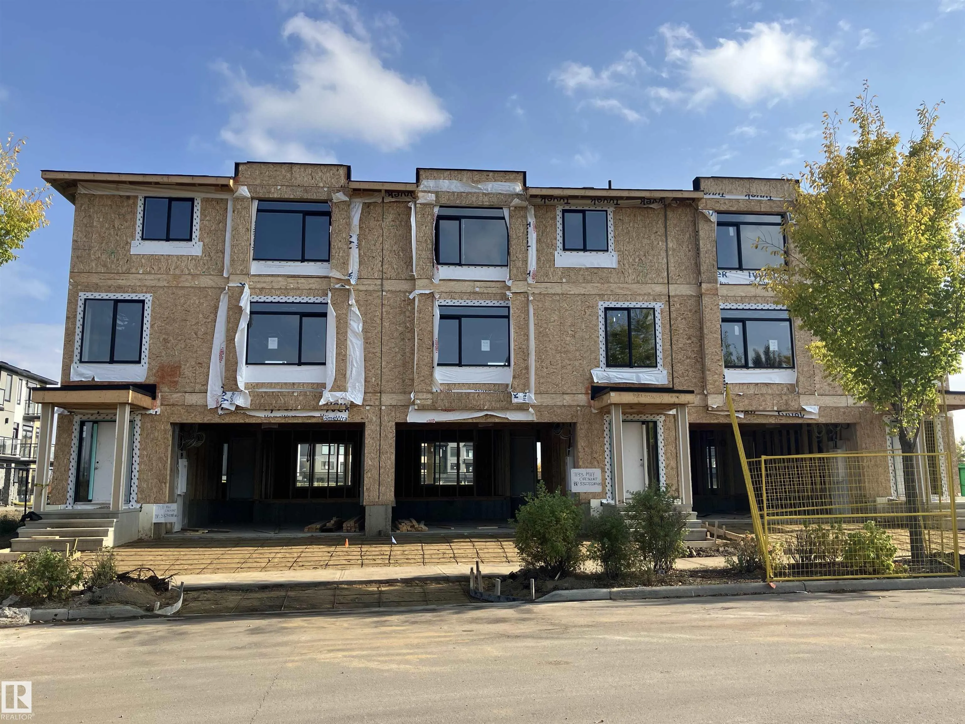 7133 MAY Crescent