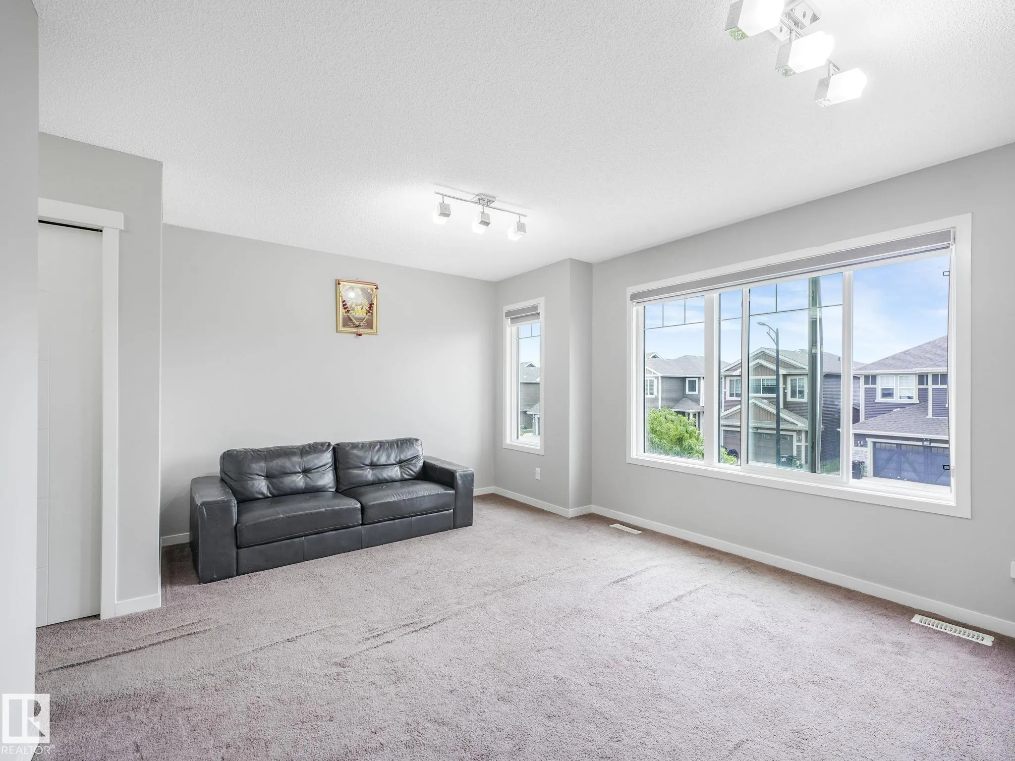 3621 CHERRY Link