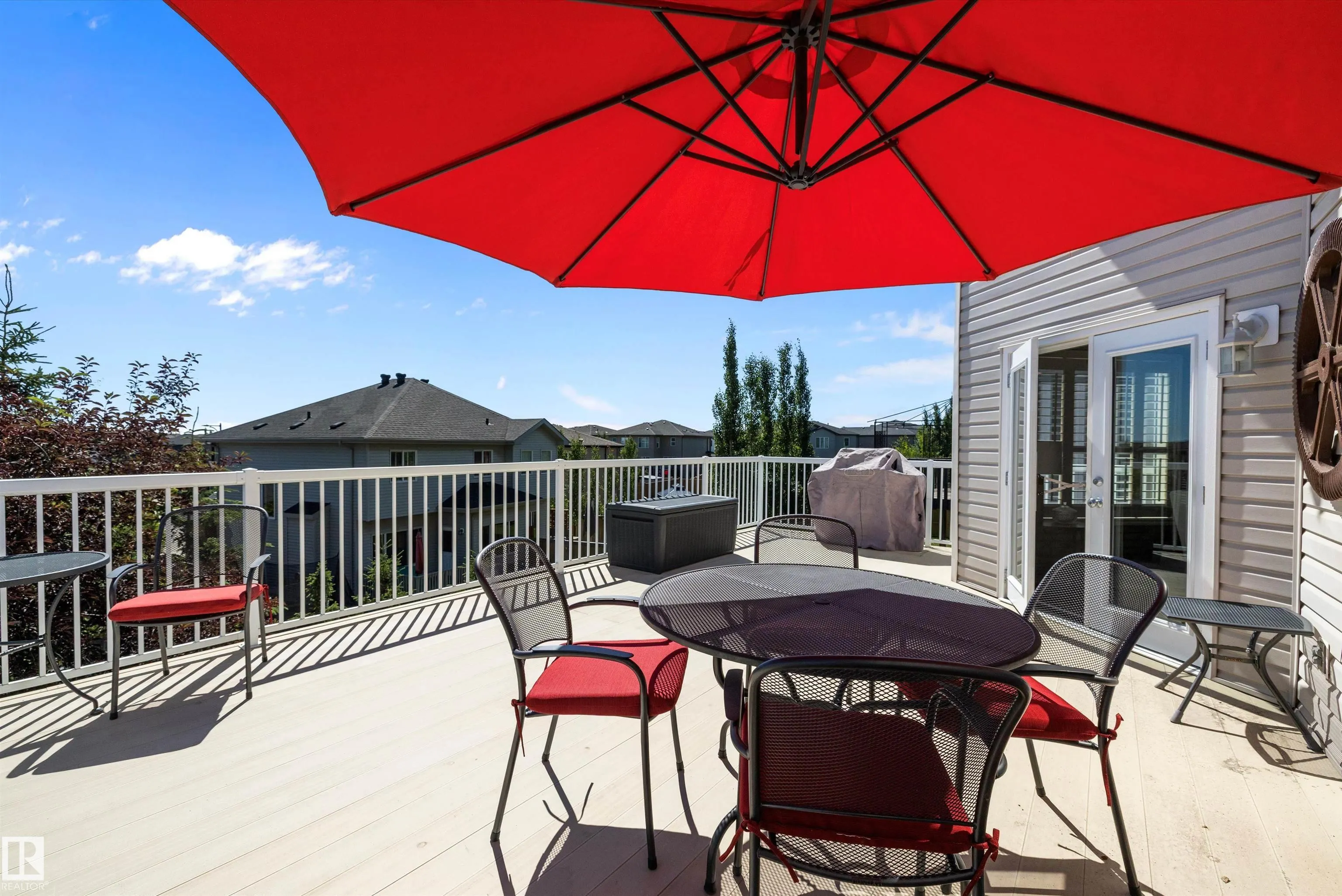 68 GREYSTONE Crescent