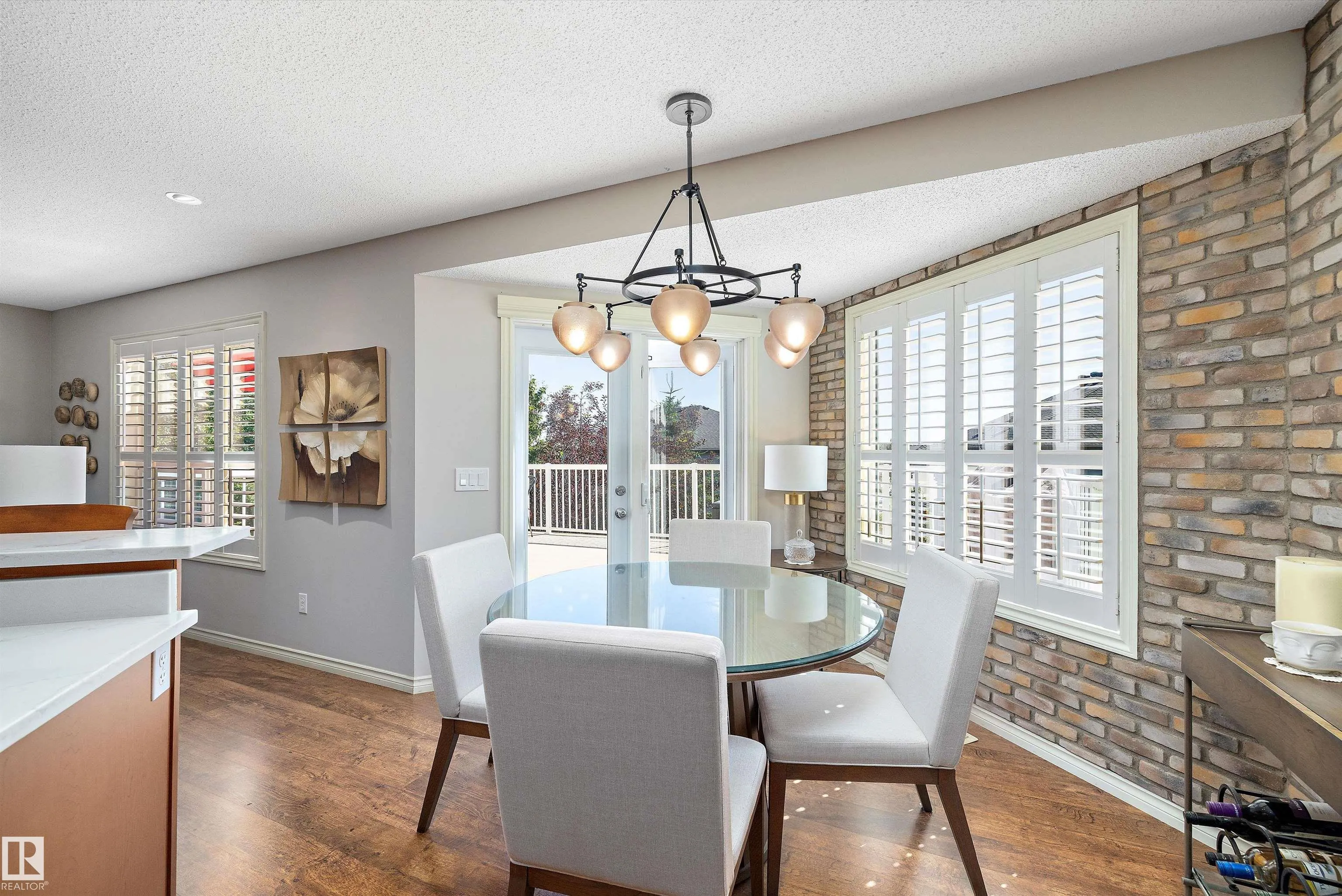 68 GREYSTONE Crescent