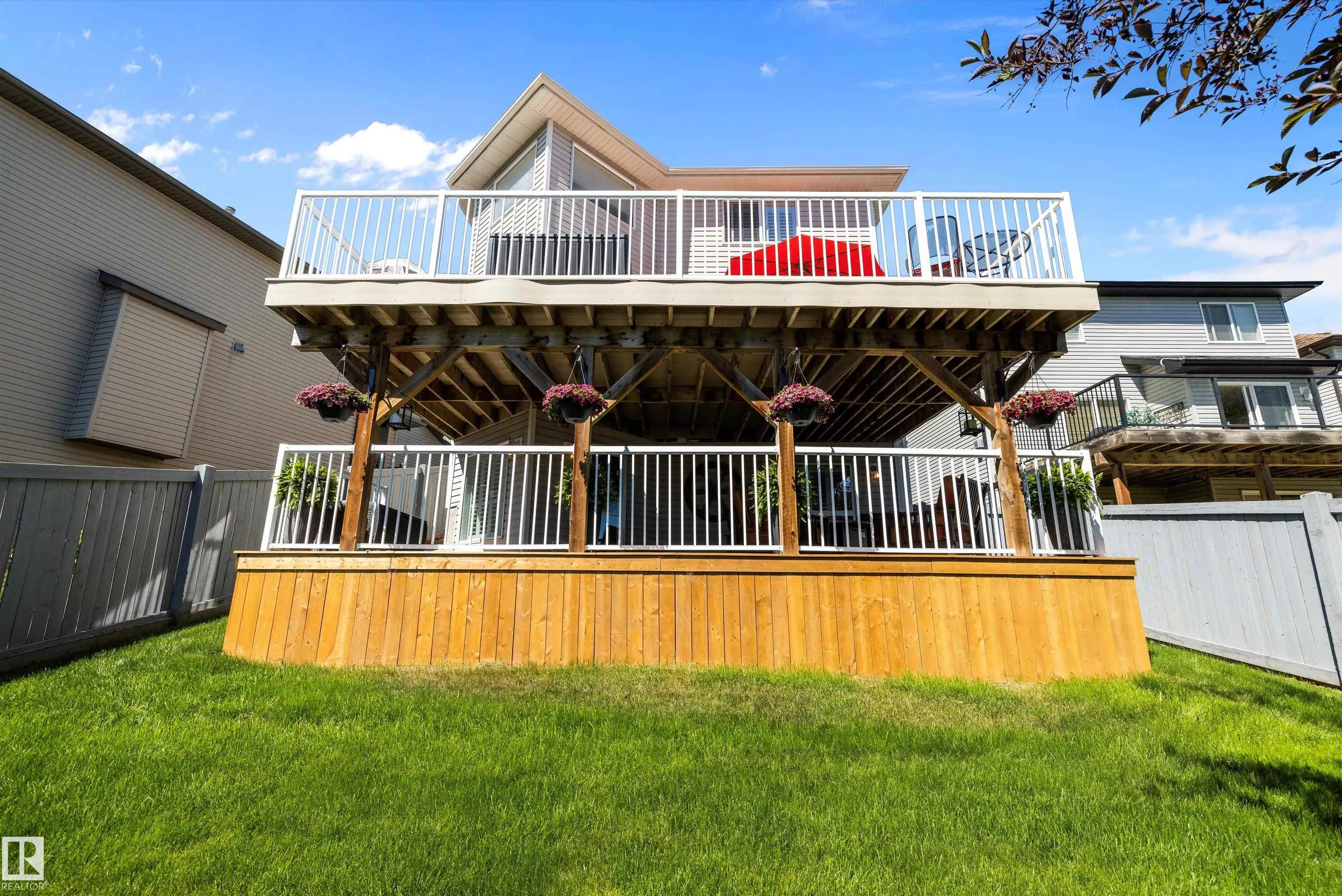 68 GREYSTONE Crescent