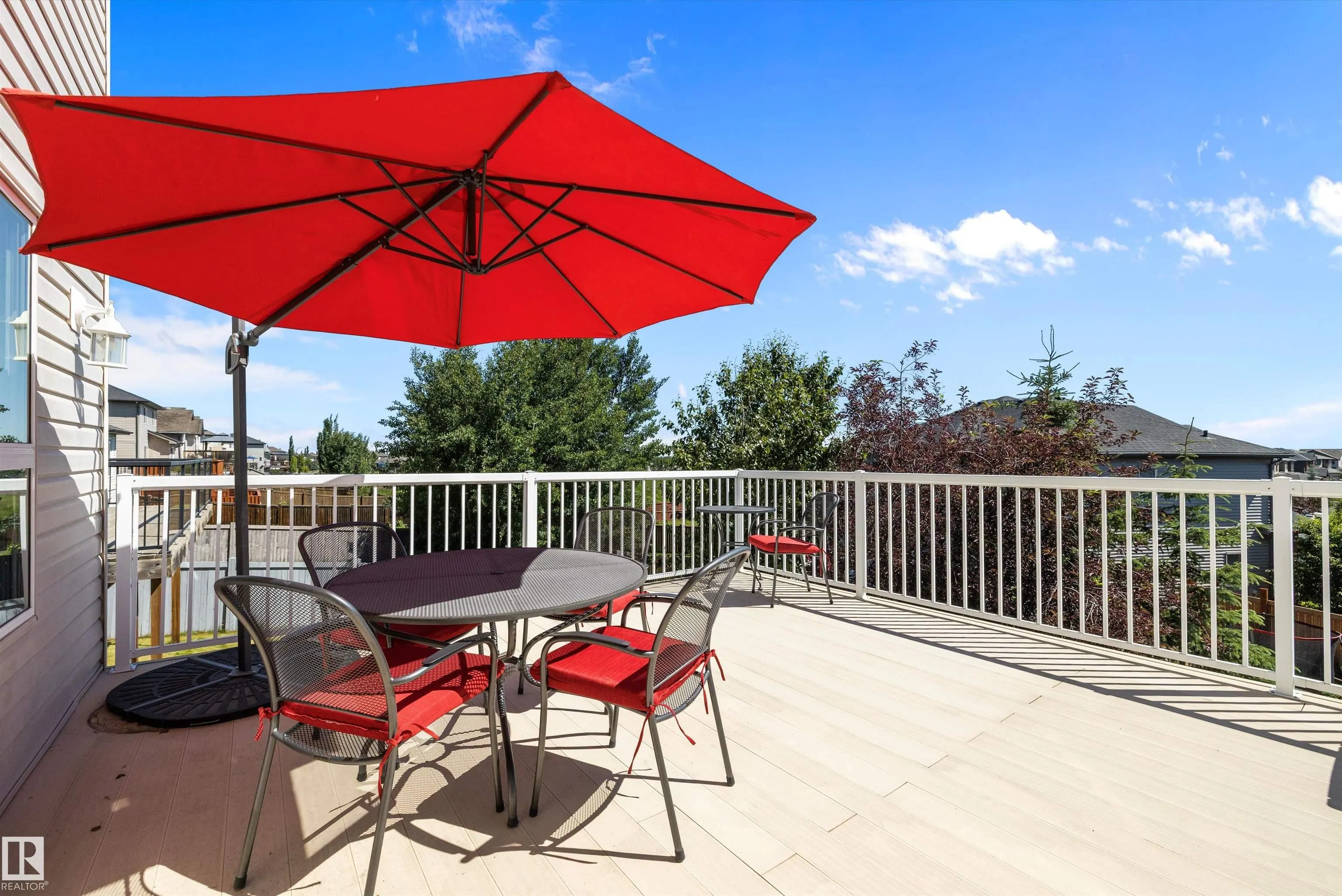 68 GREYSTONE Crescent