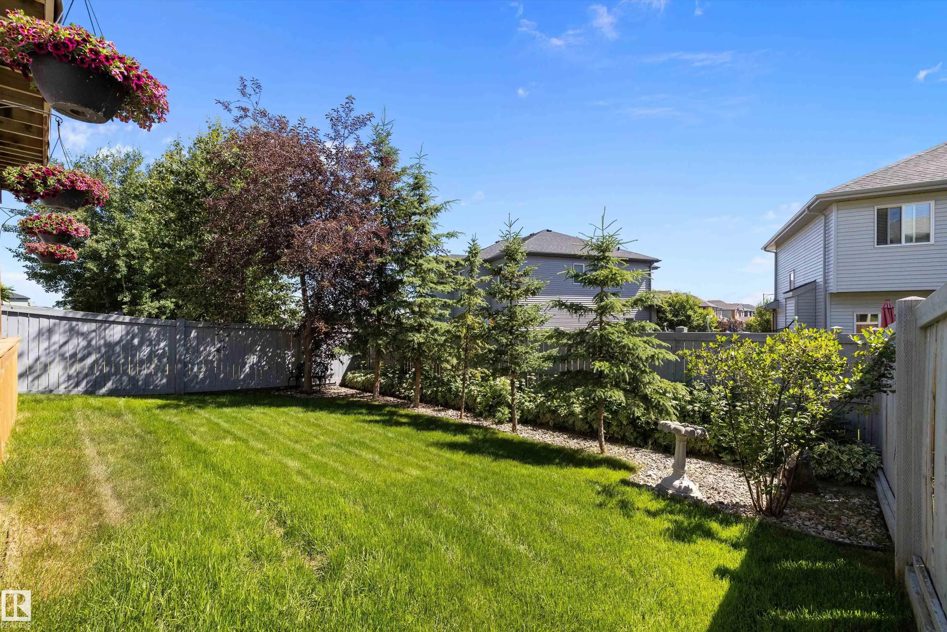 68 GREYSTONE Crescent