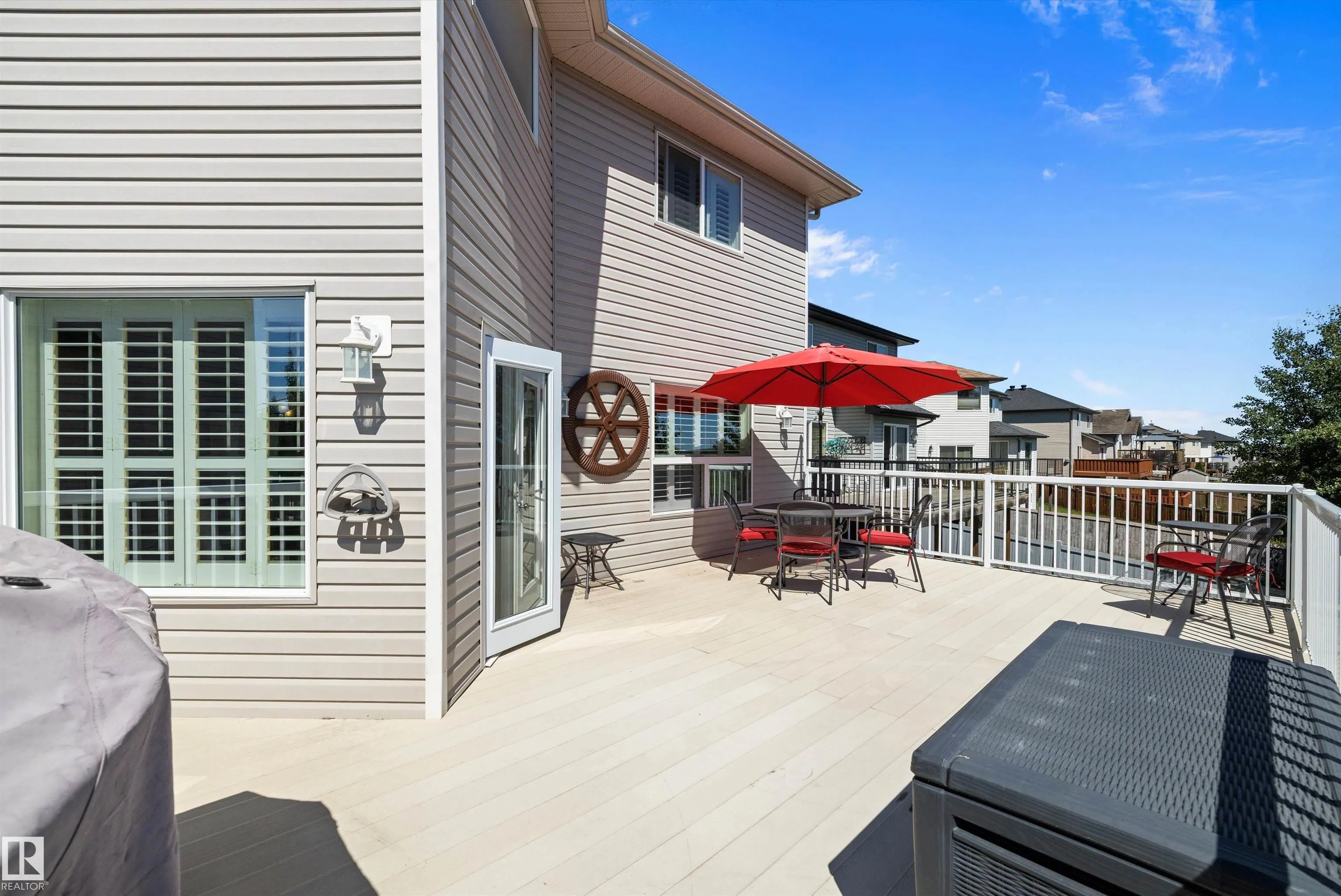 68 GREYSTONE Crescent