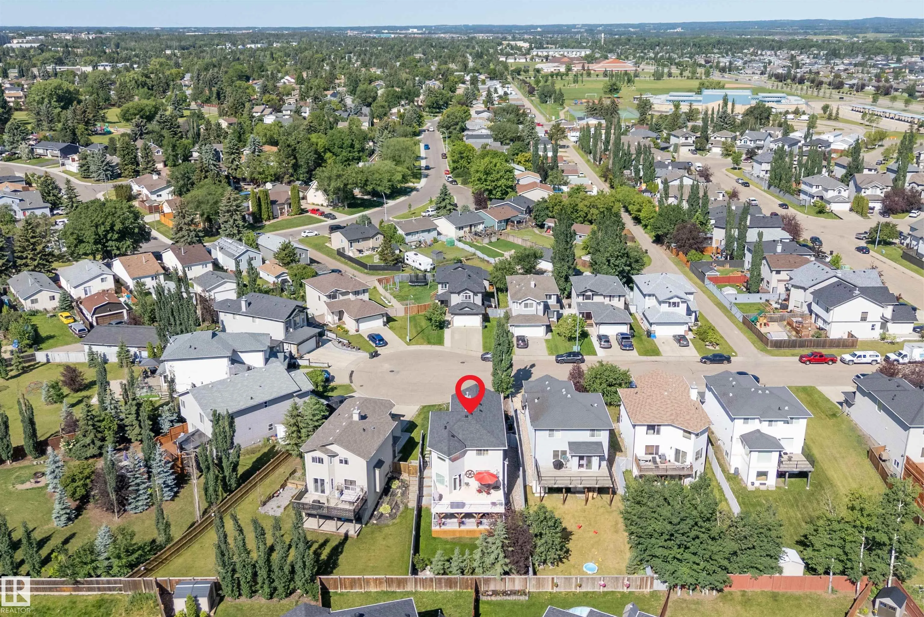 68 GREYSTONE Crescent
