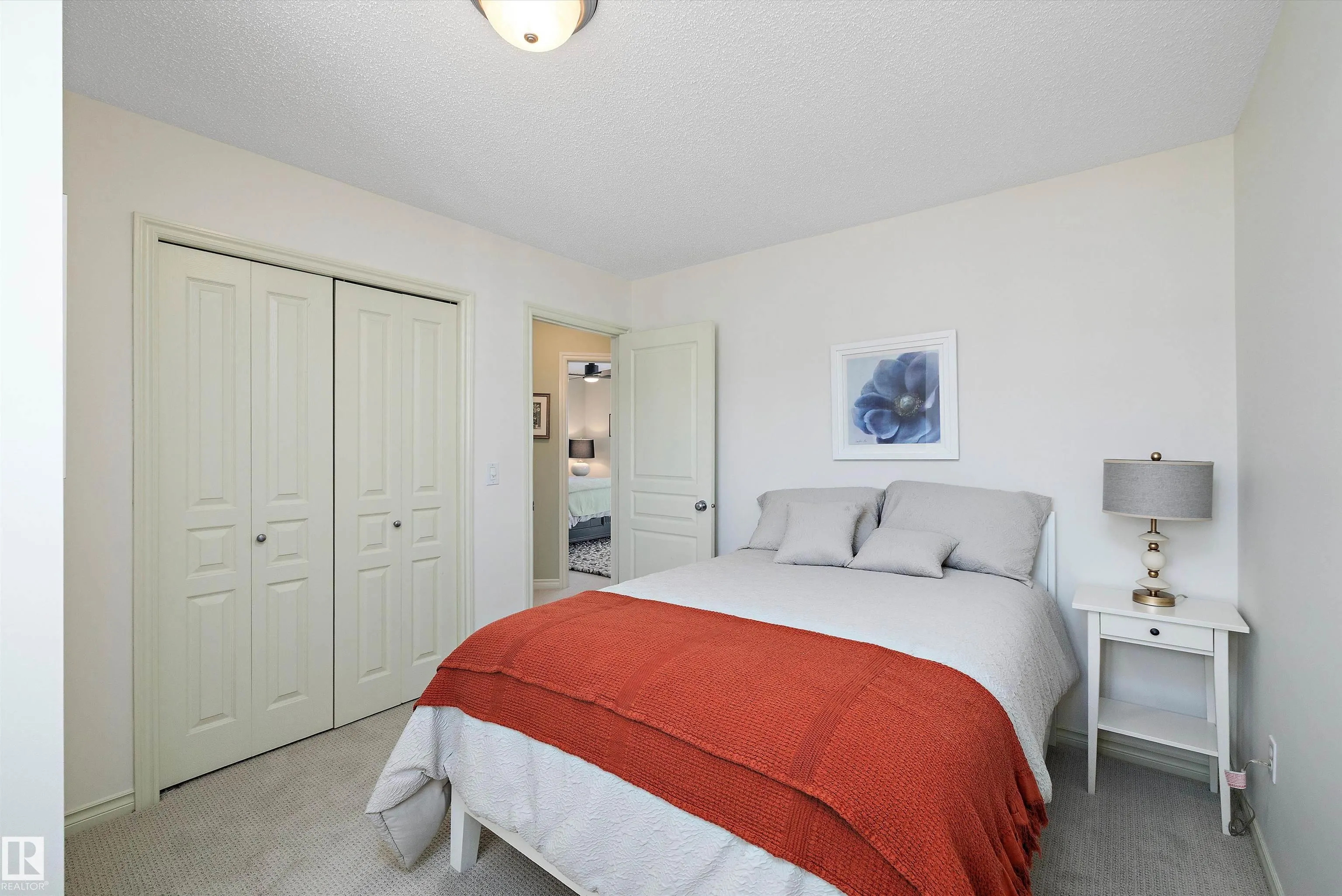 68 GREYSTONE Crescent