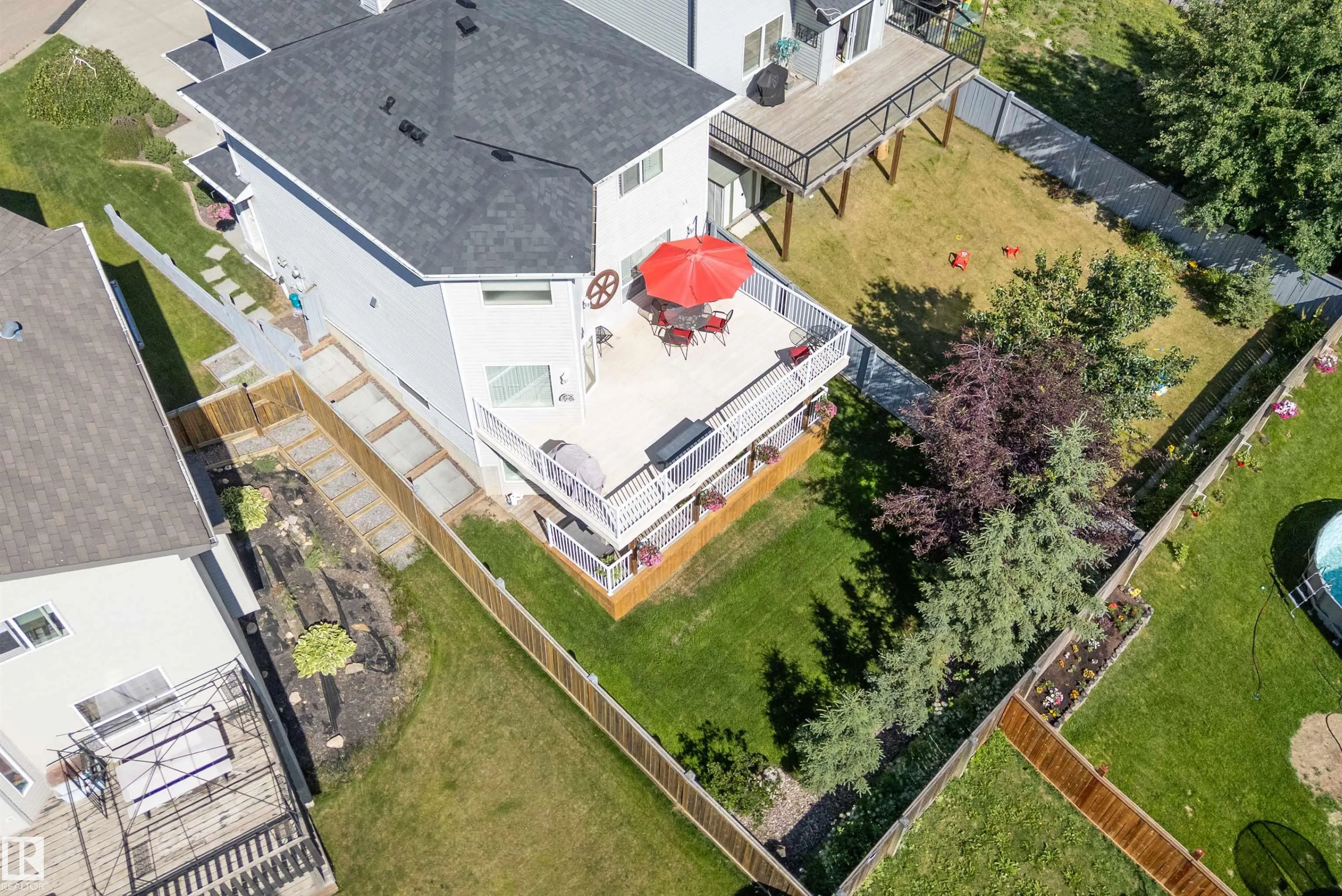 68 GREYSTONE Crescent