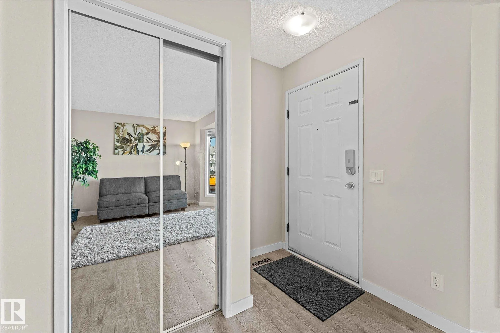 1 ABERDEEN Way