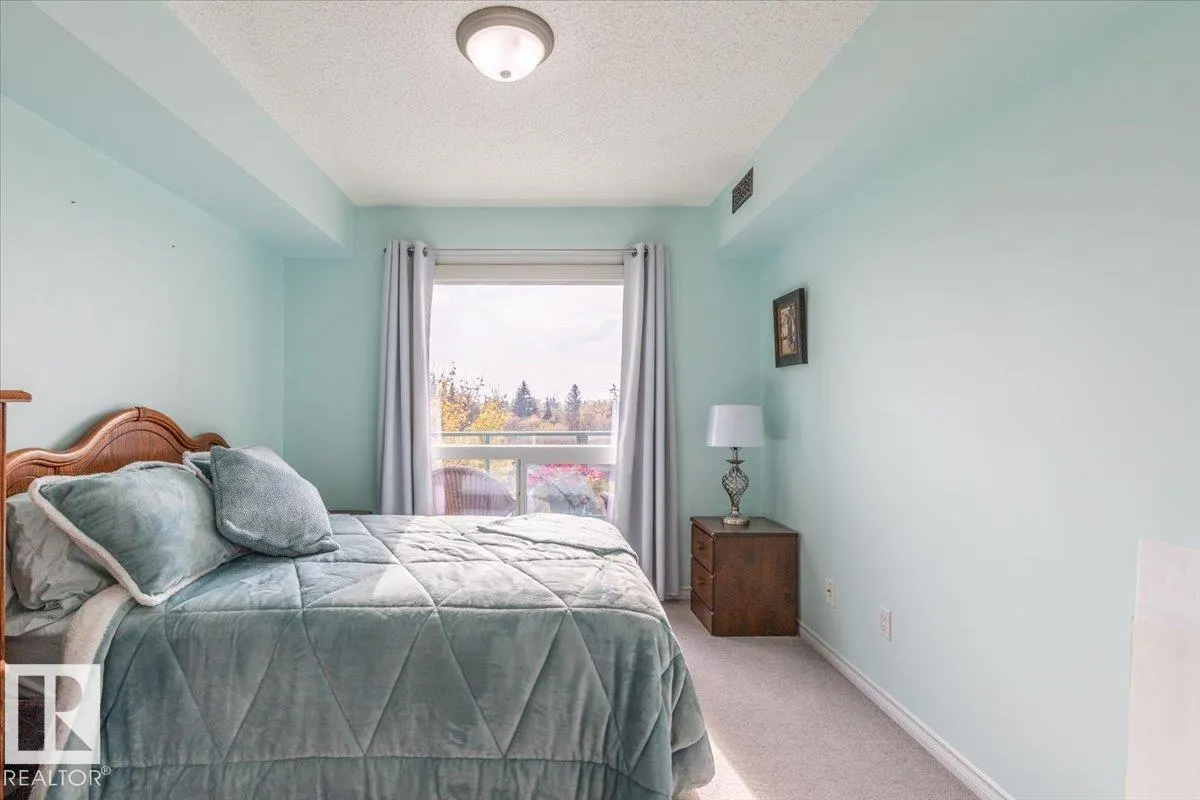 102A BRIDGEPORT Crossing