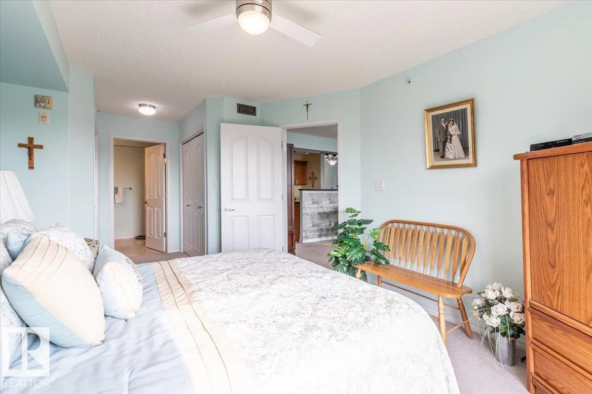102A BRIDGEPORT Crossing