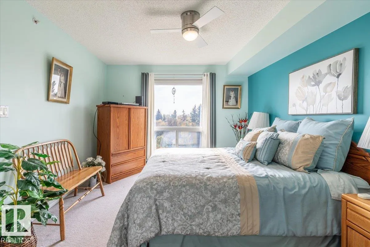 102A BRIDGEPORT Crossing