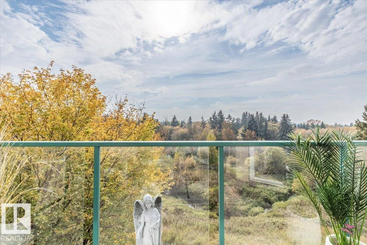 102A BRIDGEPORT Crossing