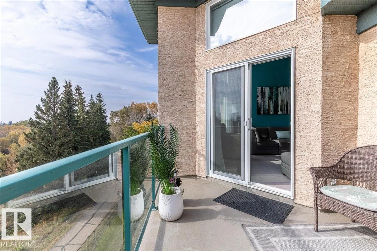 102A BRIDGEPORT Crossing