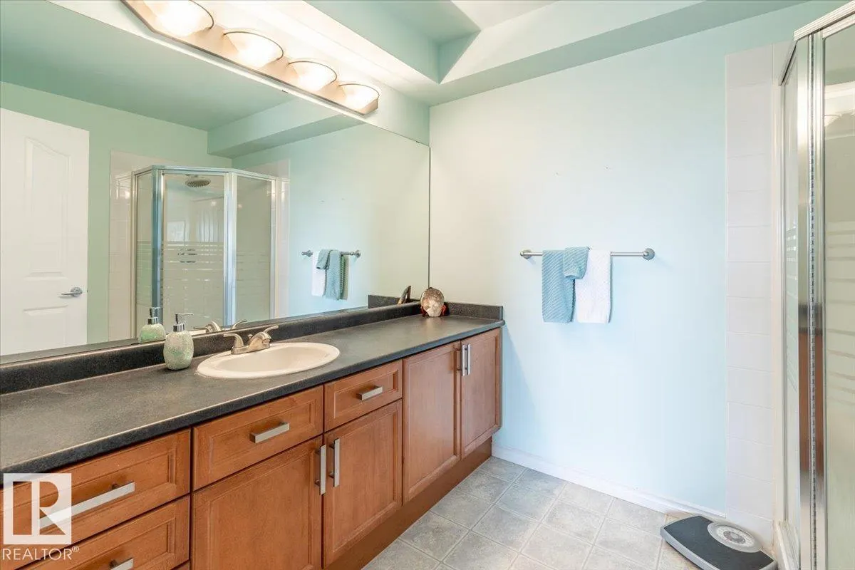 102A BRIDGEPORT Crossing