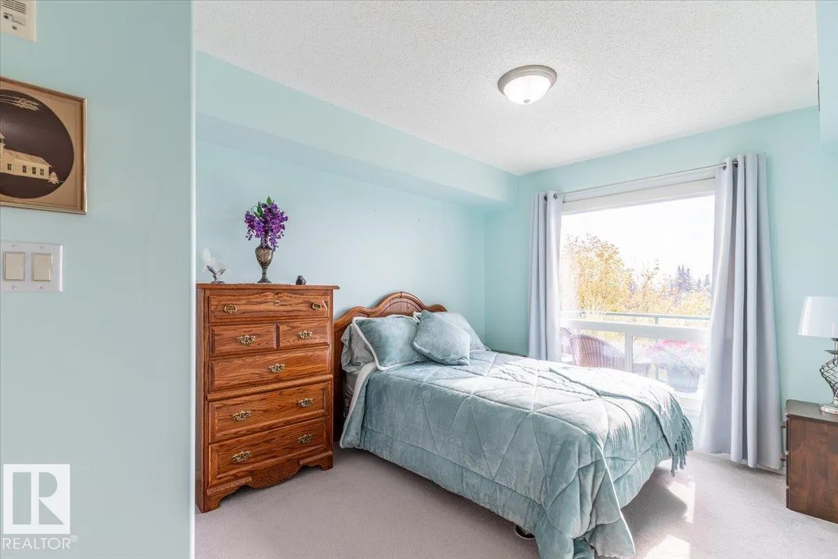 102A BRIDGEPORT Crossing