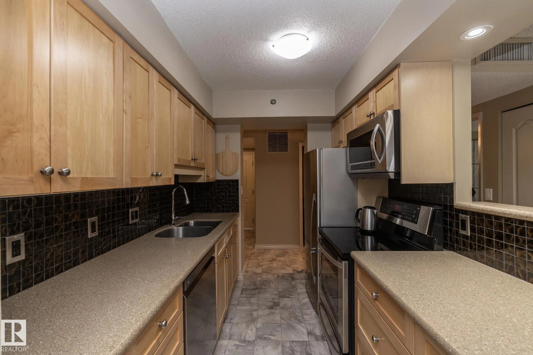10130 114 Street