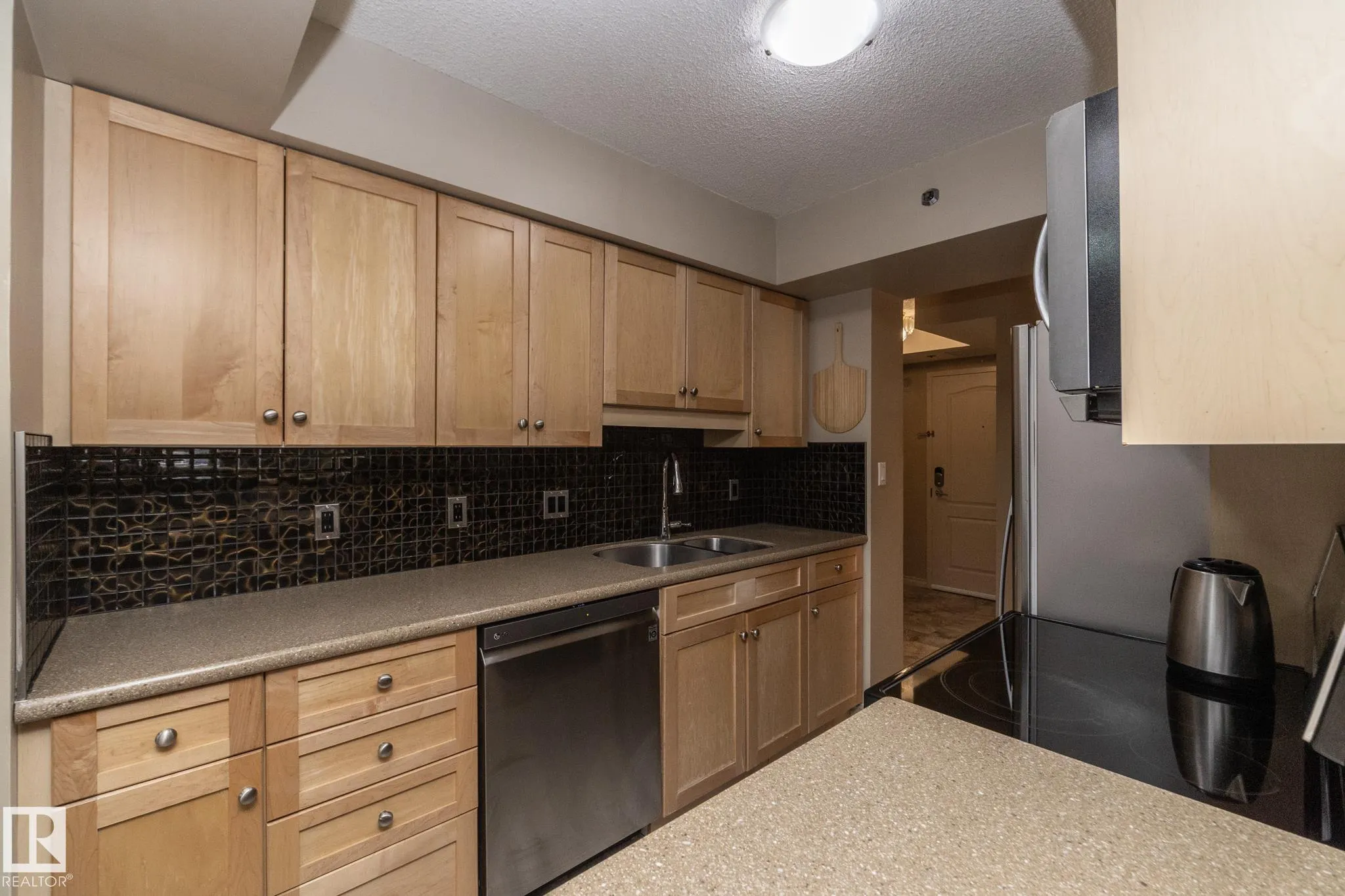 10130 114 Street
