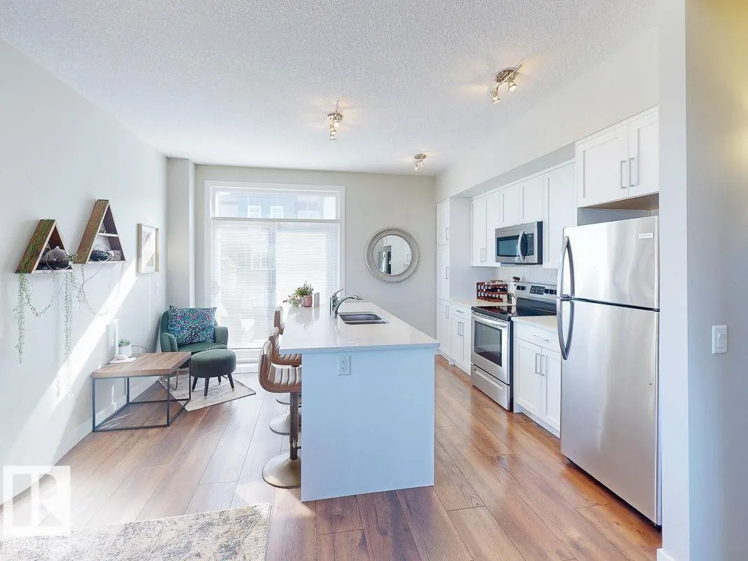 600 BELLEROSE Drive