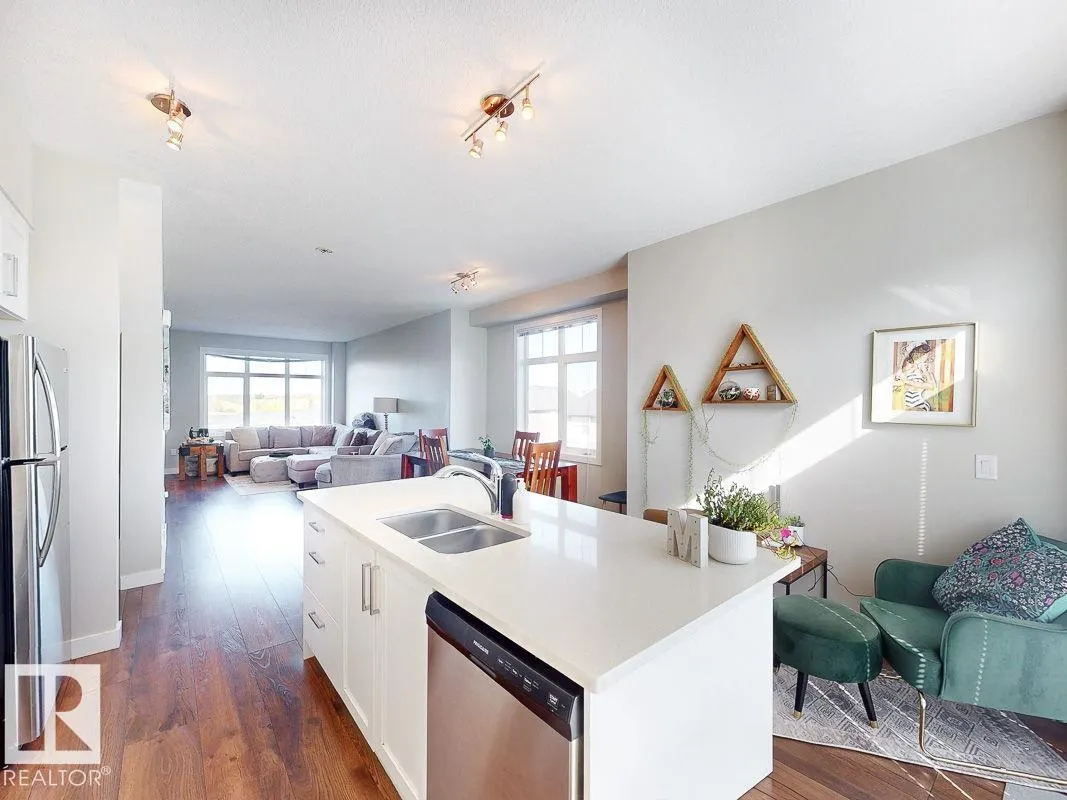 600 BELLEROSE Drive