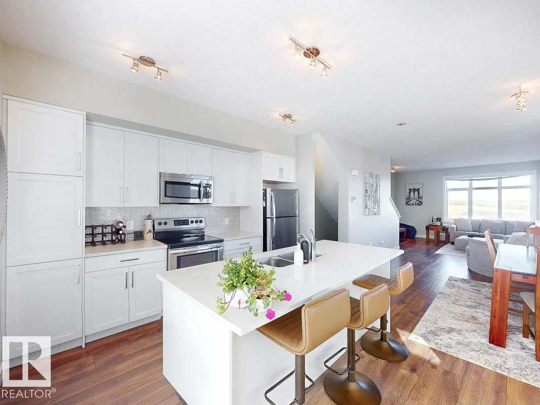 600 BELLEROSE Drive