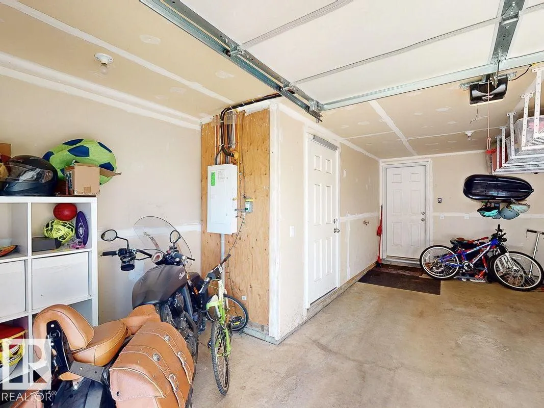 600 BELLEROSE Drive