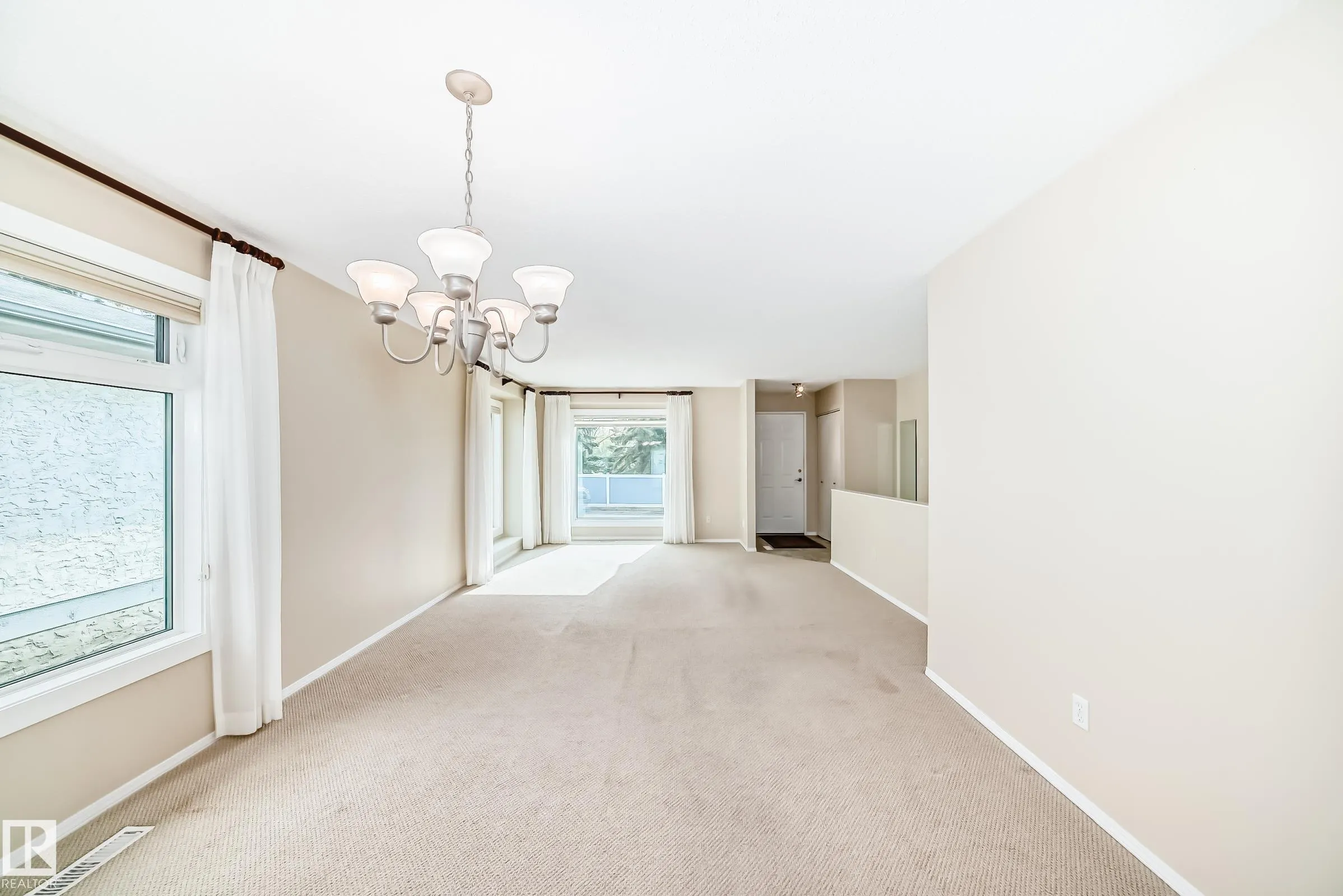 9126 Garden Road