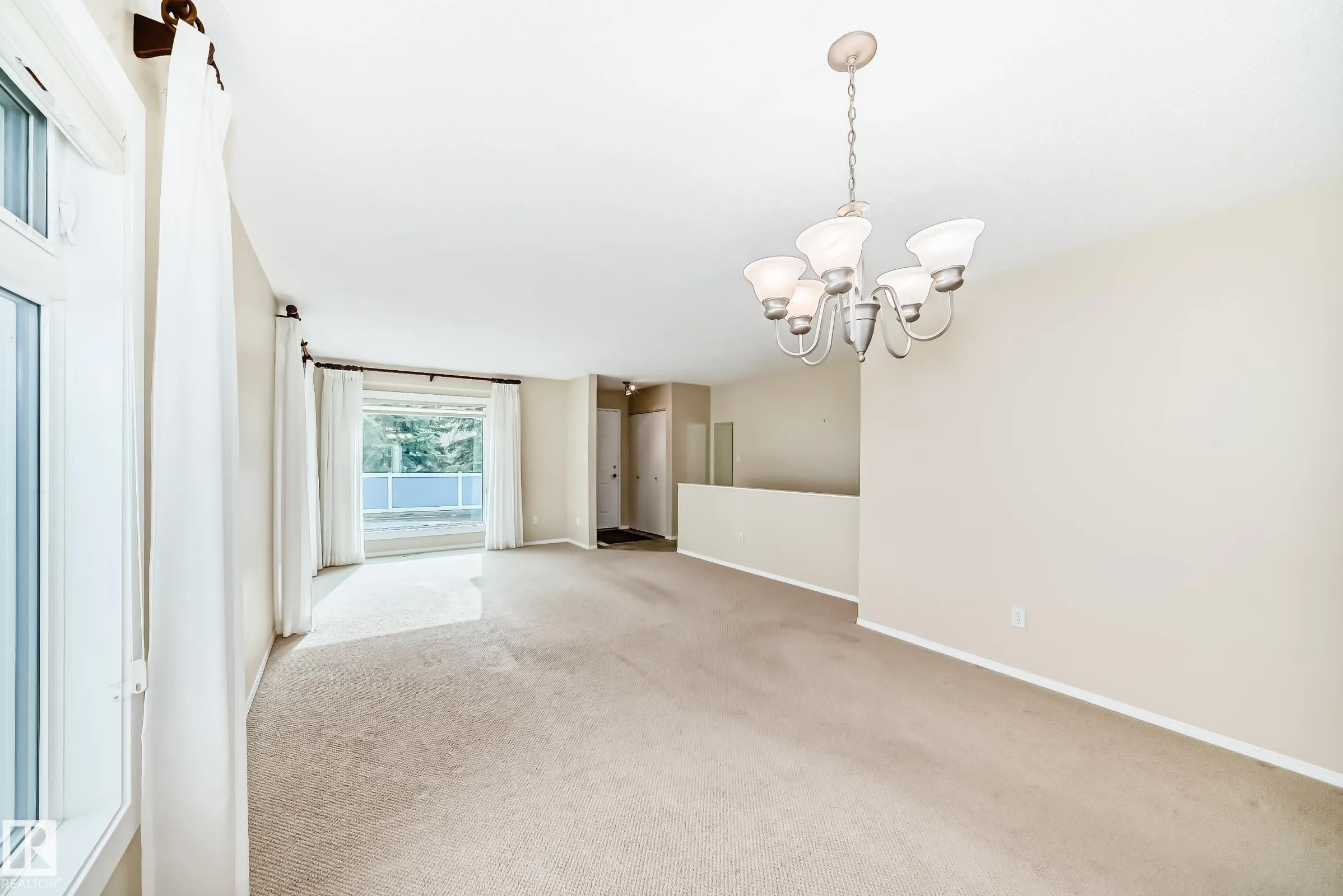9126 Garden Road