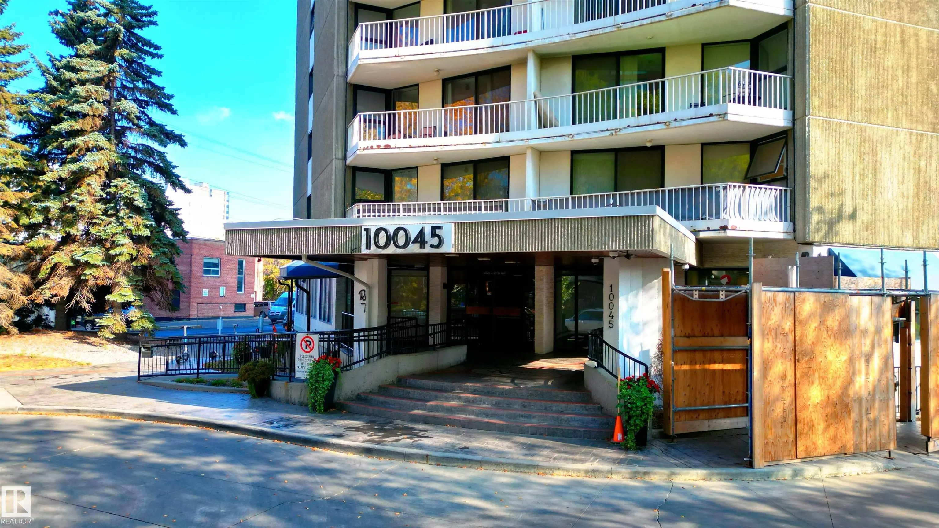10045 117 Street