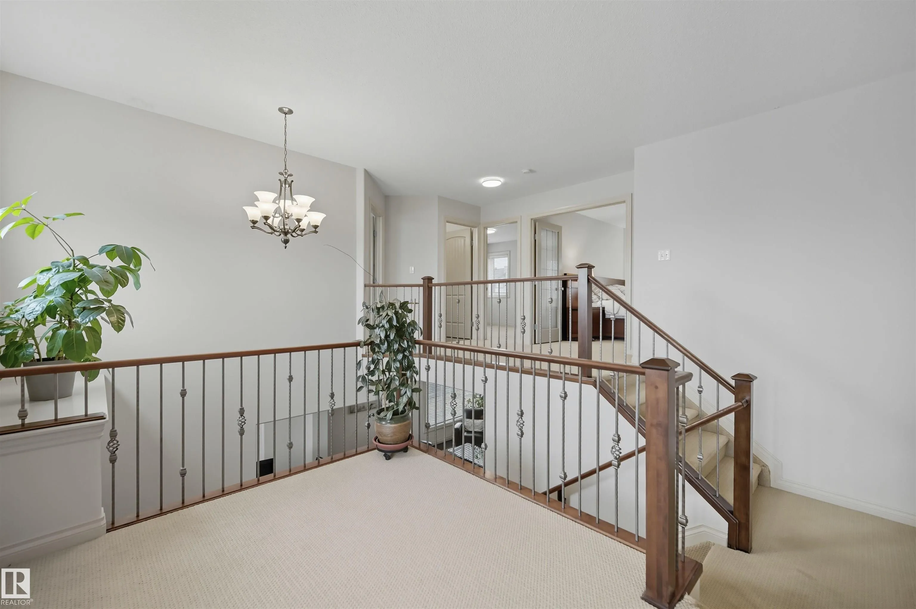 3411 MACNEIL Link