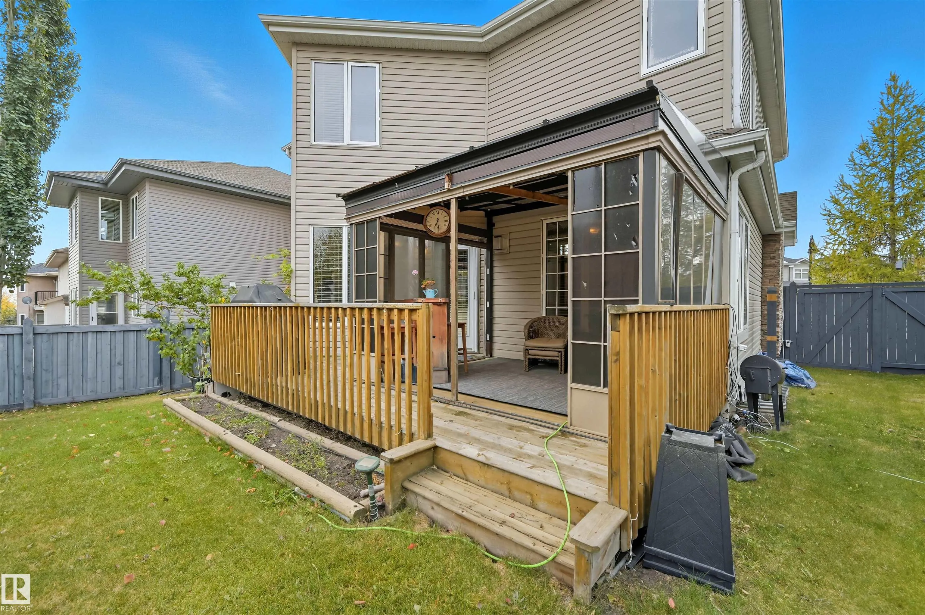 3411 MACNEIL Link