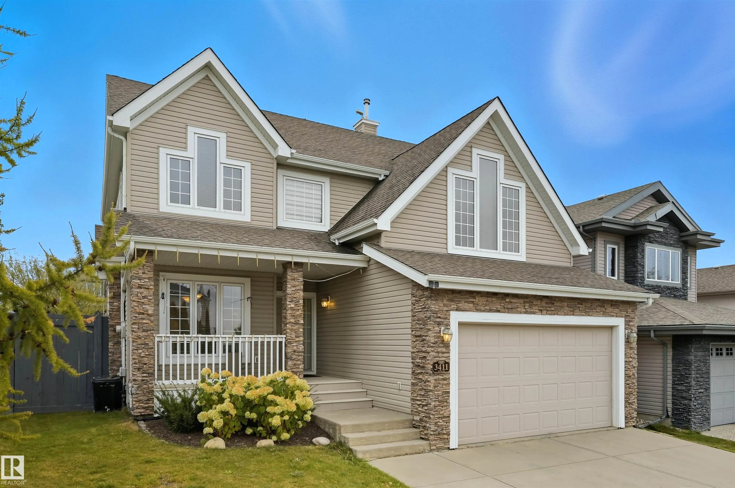 3411 MACNEIL Link