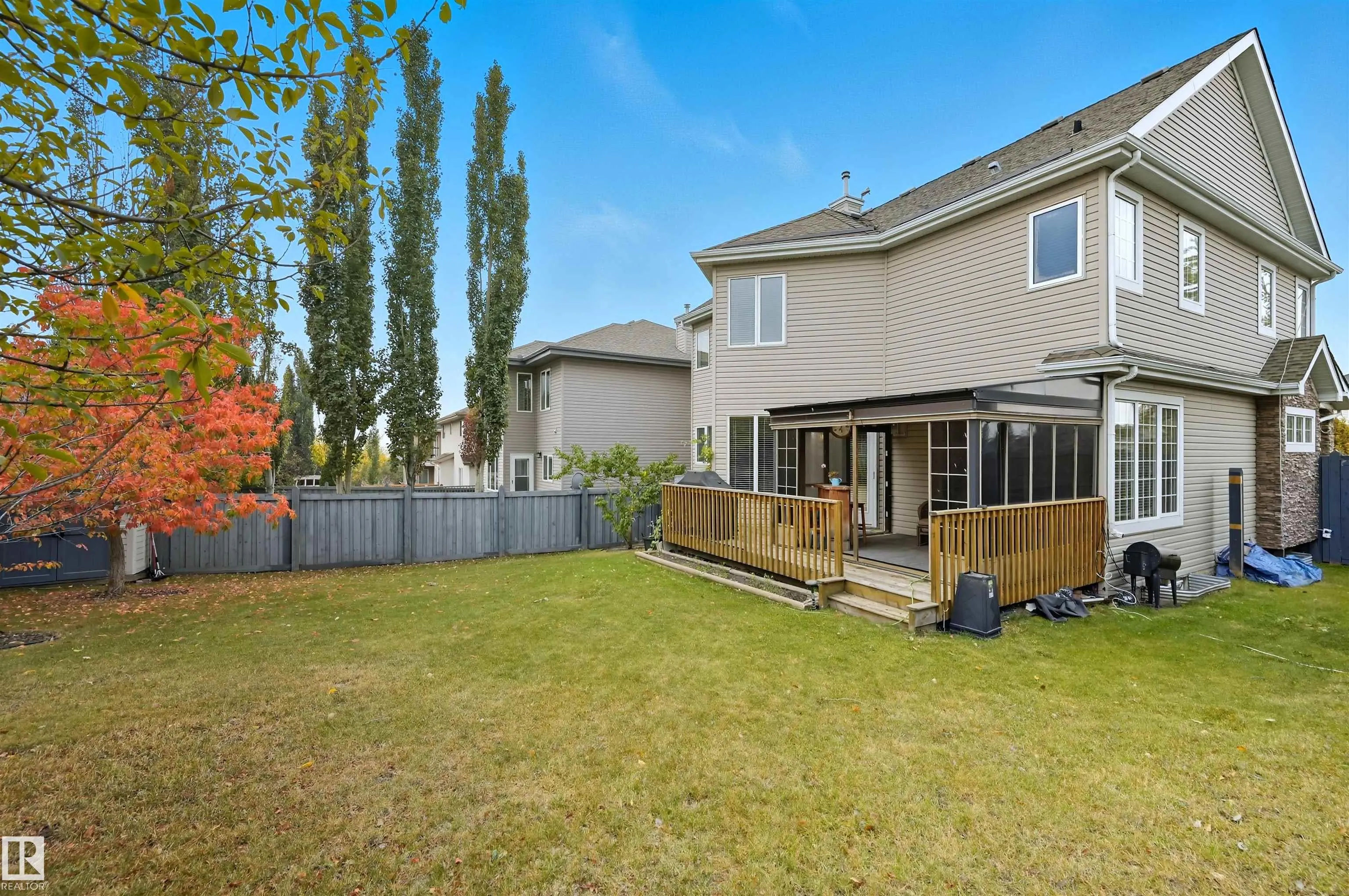 3411 MACNEIL Link