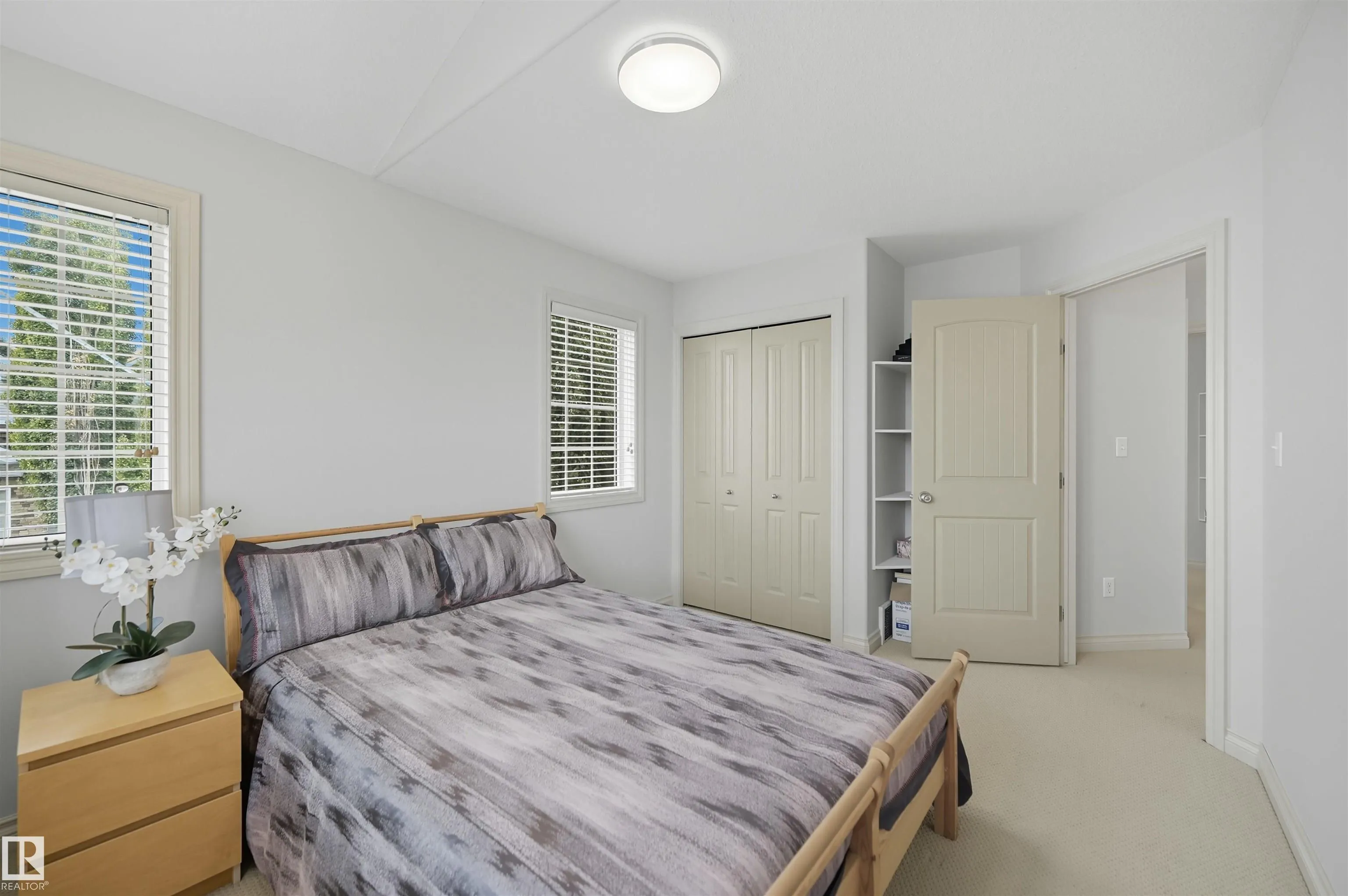 3411 MACNEIL Link