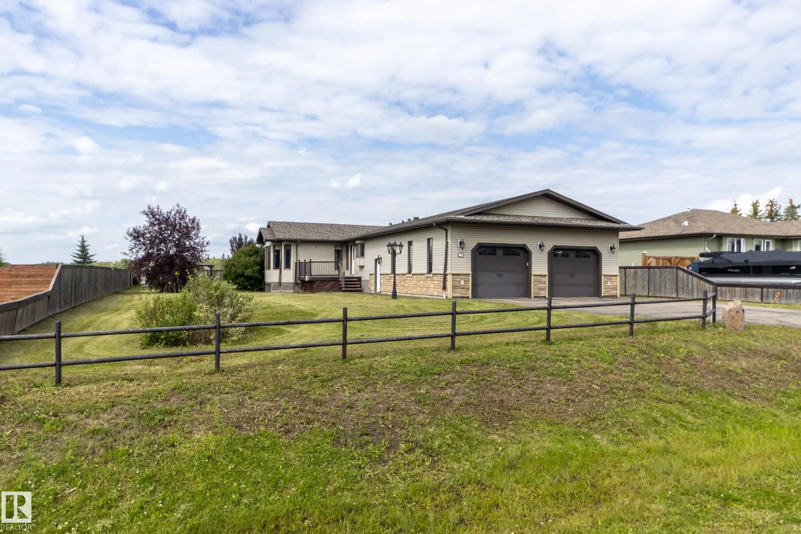 12 FALCON DRIVE