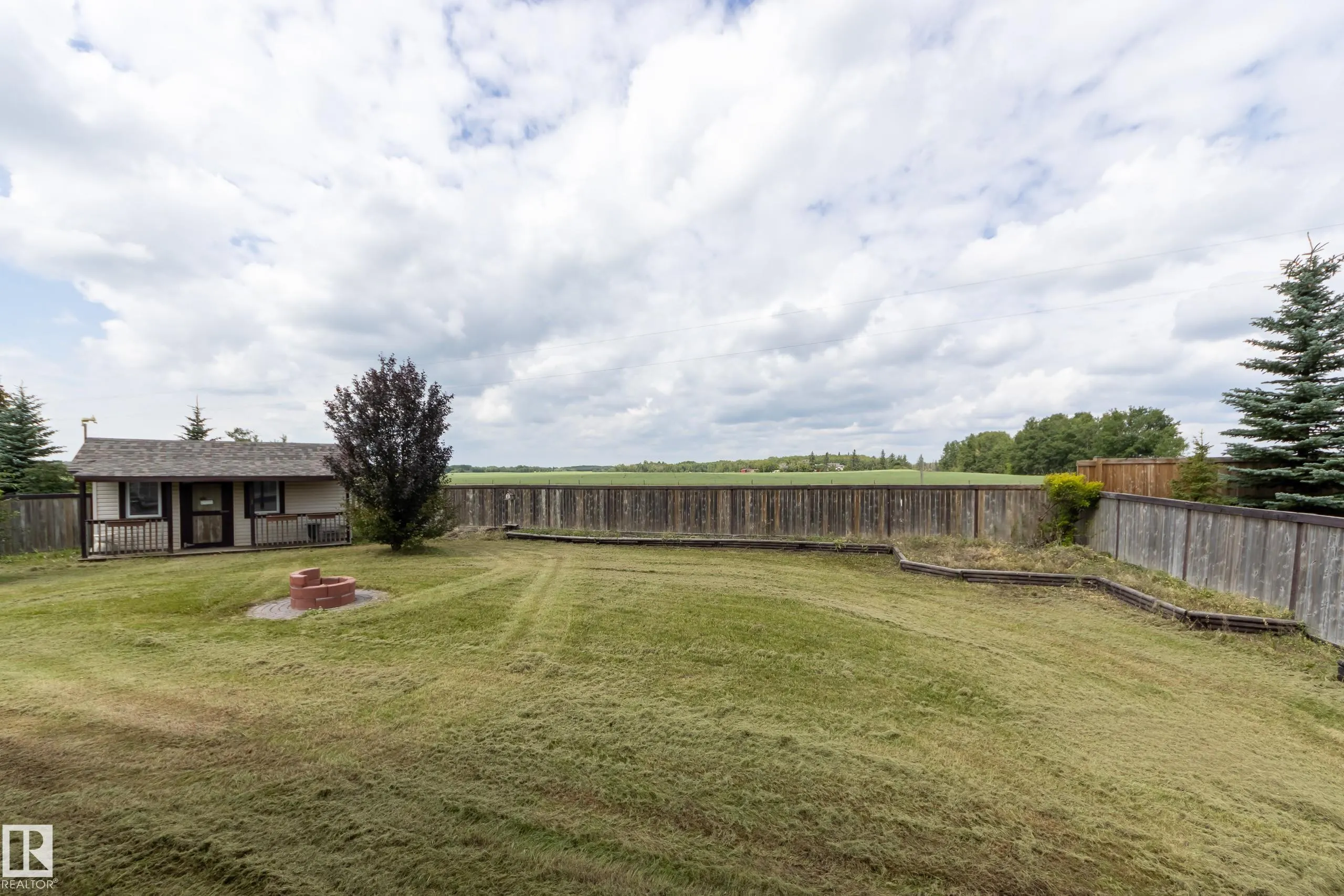 12 FALCON DRIVE