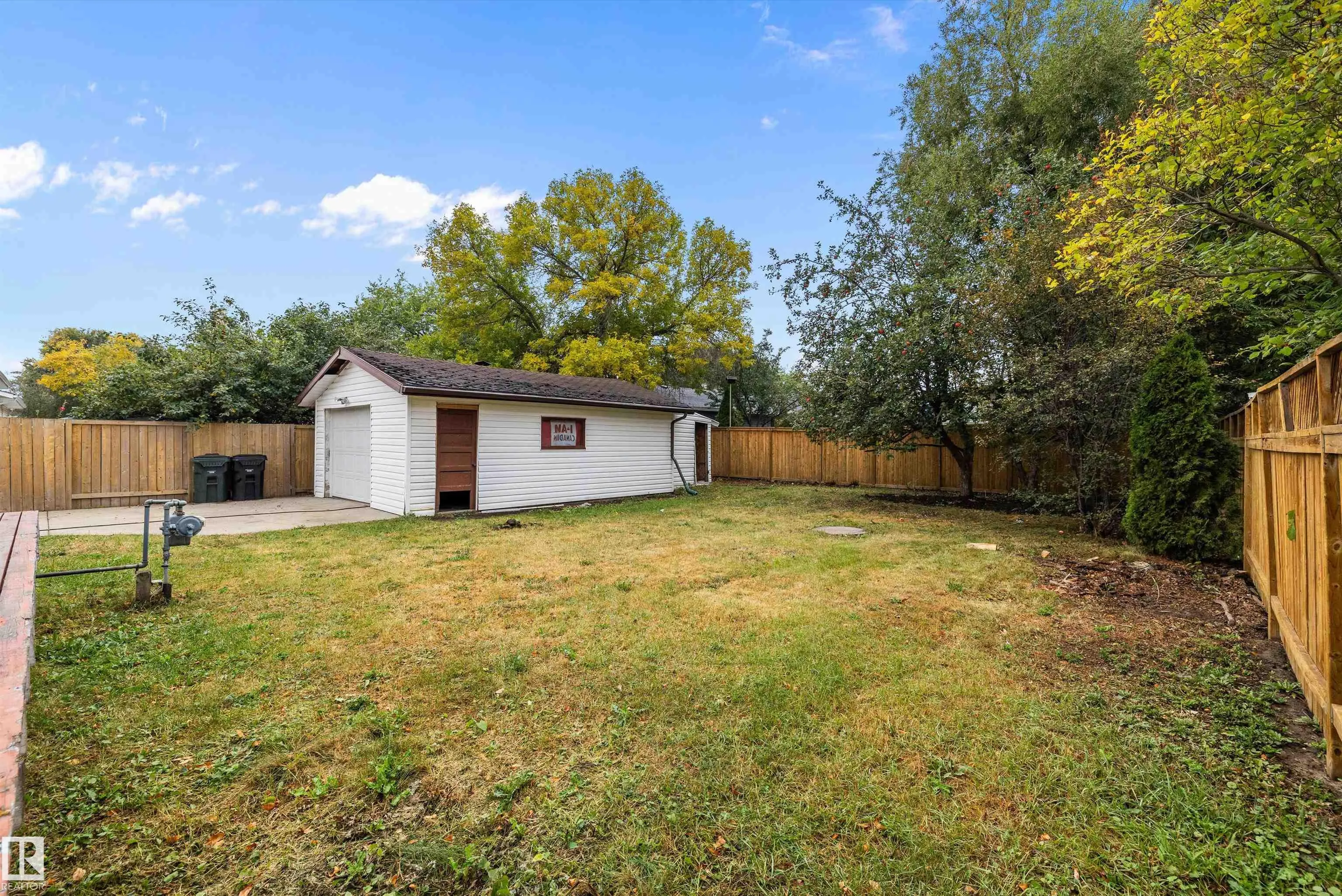 1032 MONY PENNY Crescent