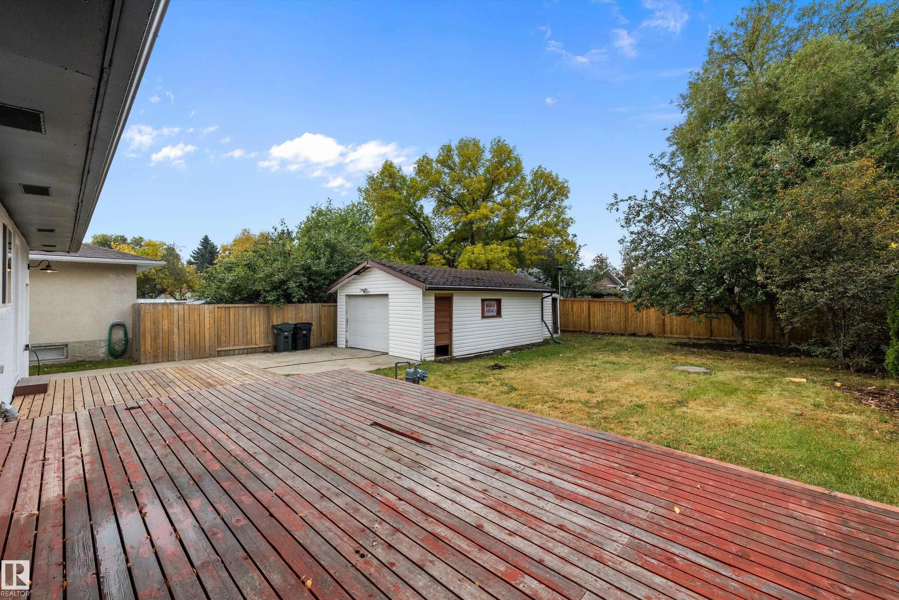 1032 MONY PENNY Crescent