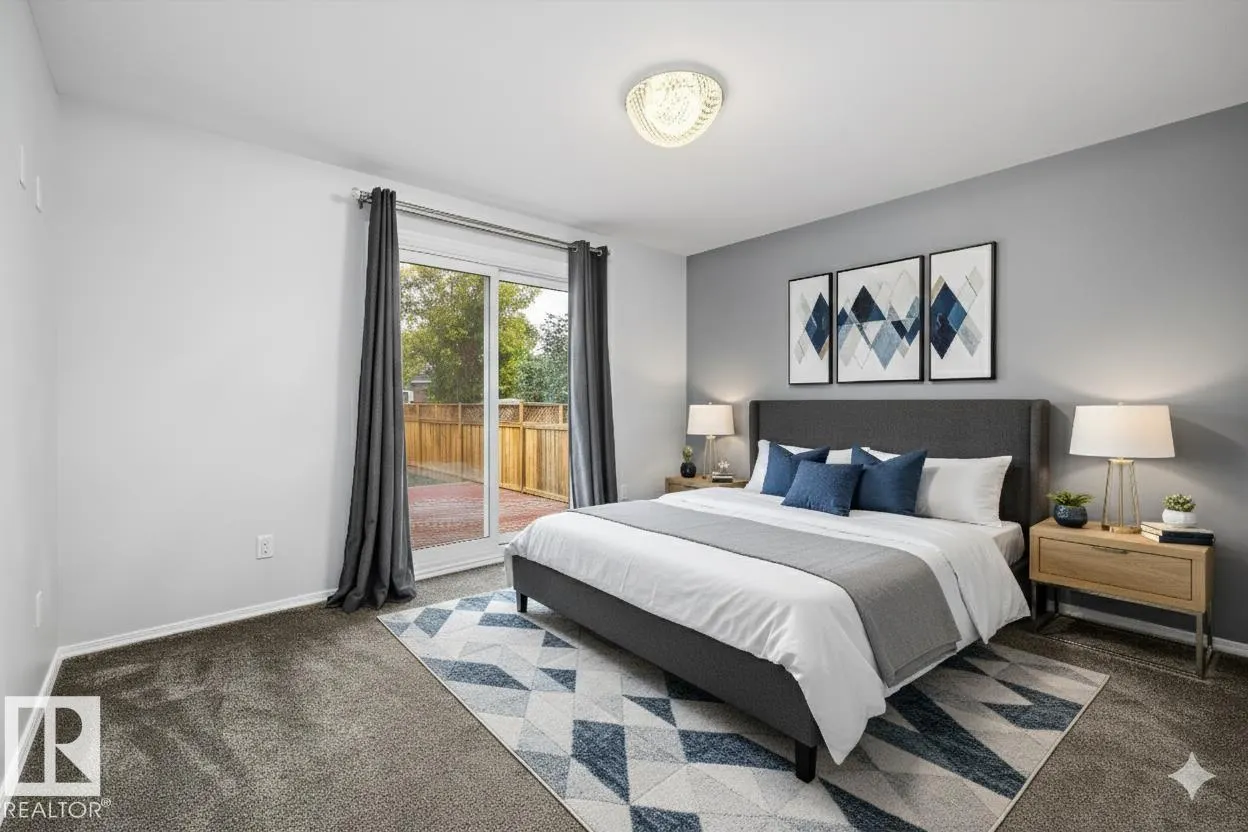 1032 MONY PENNY Crescent