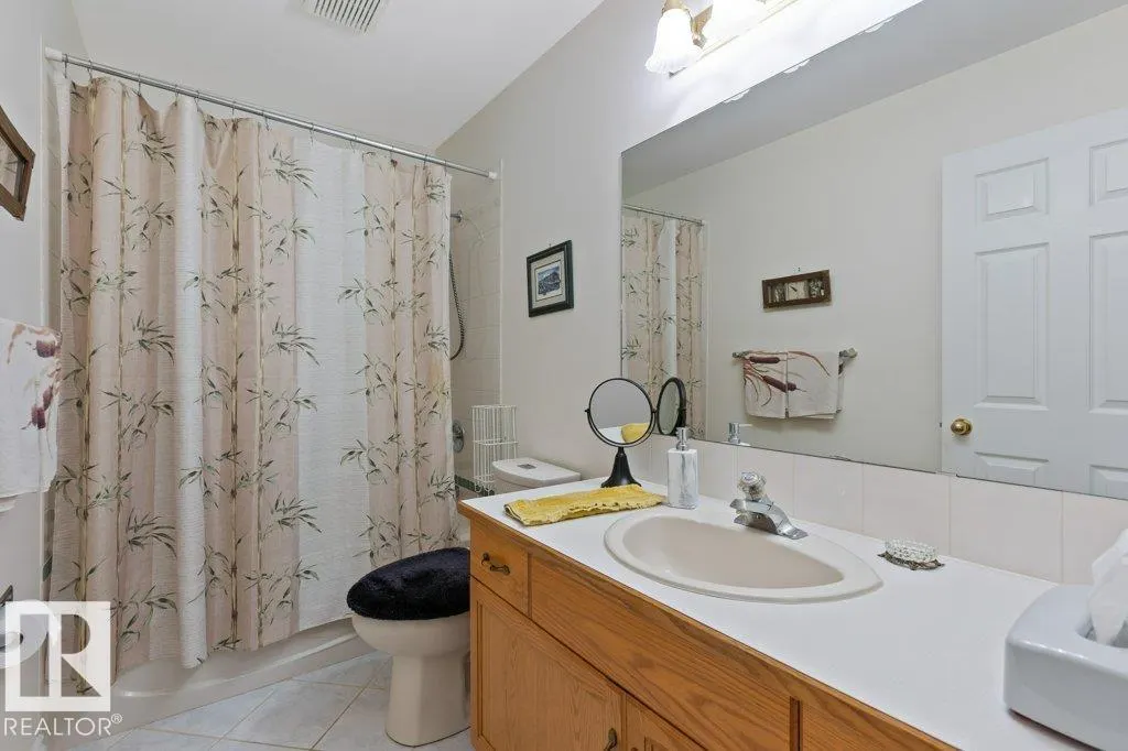 405 GRANDIN Drive