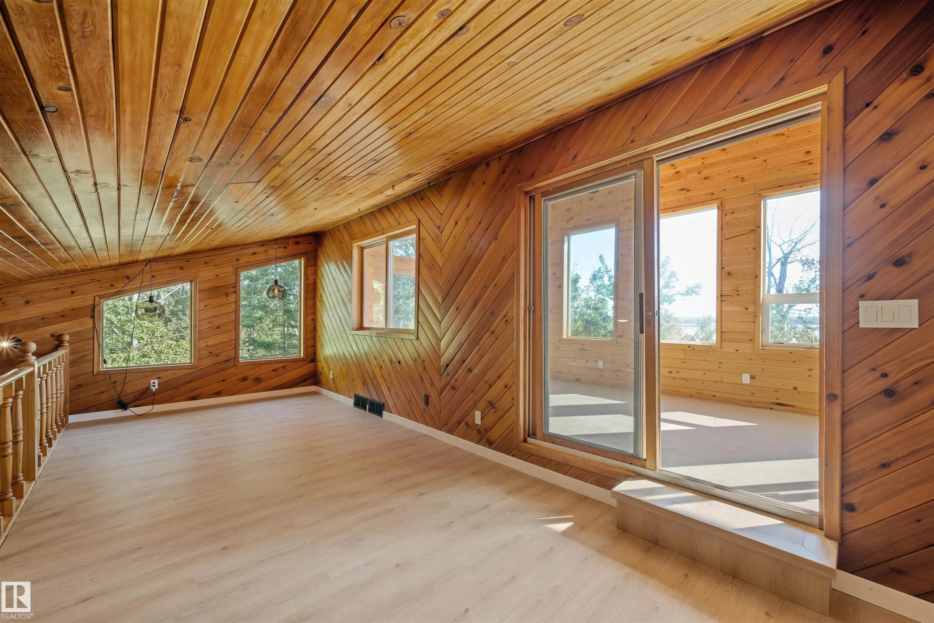 51380 RGE ROAD 205