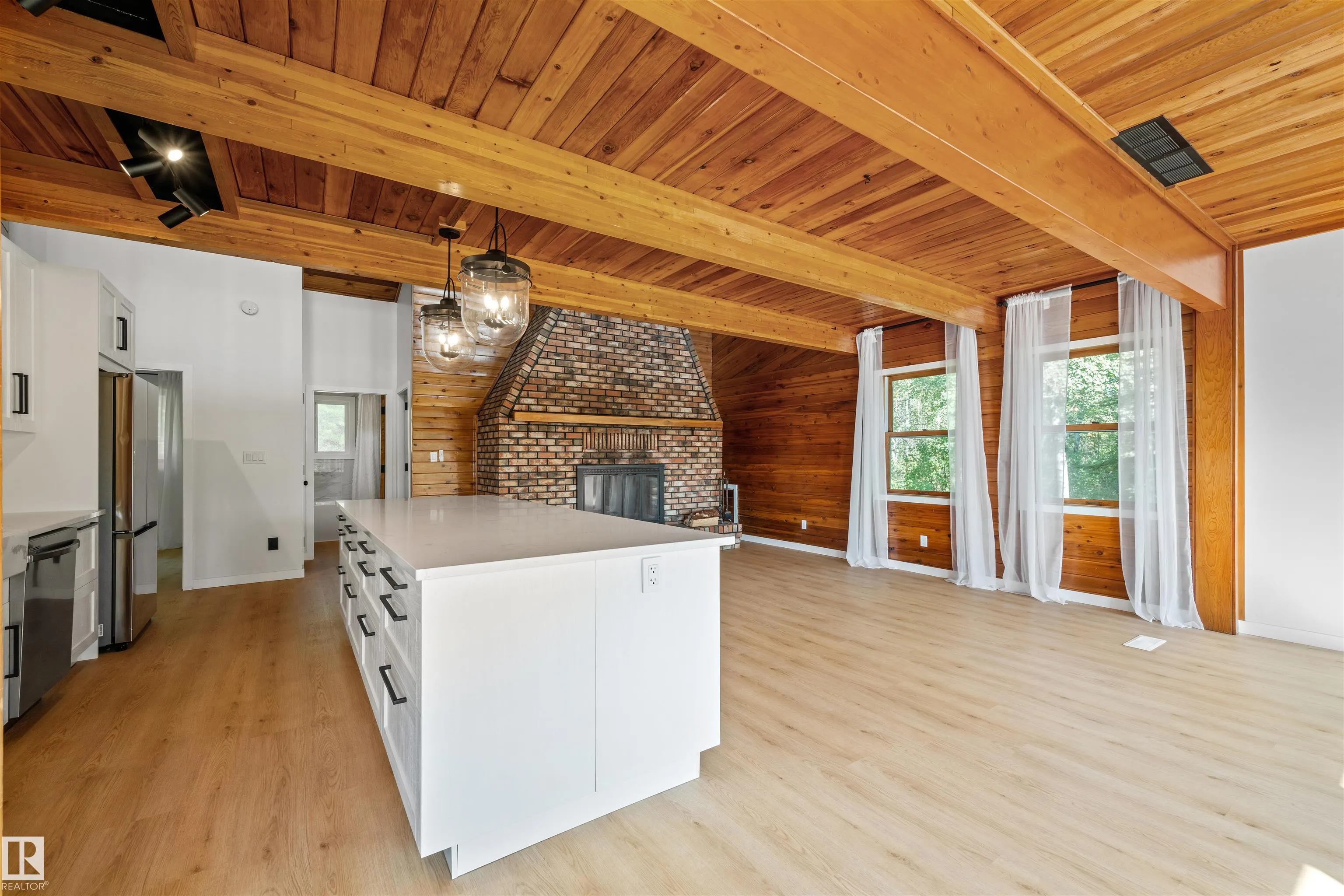 51380 RGE ROAD 205