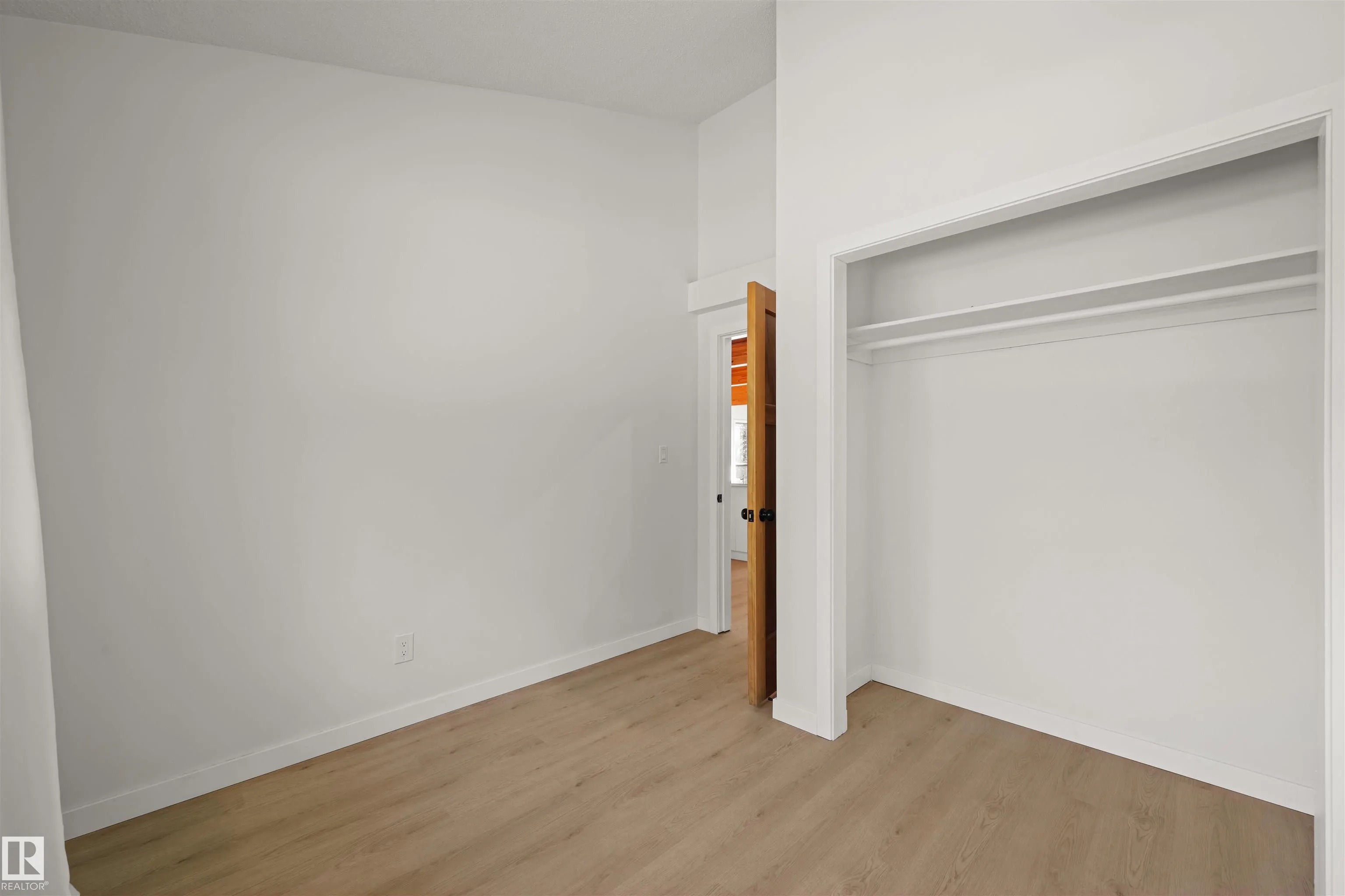 51380 RGE ROAD 205